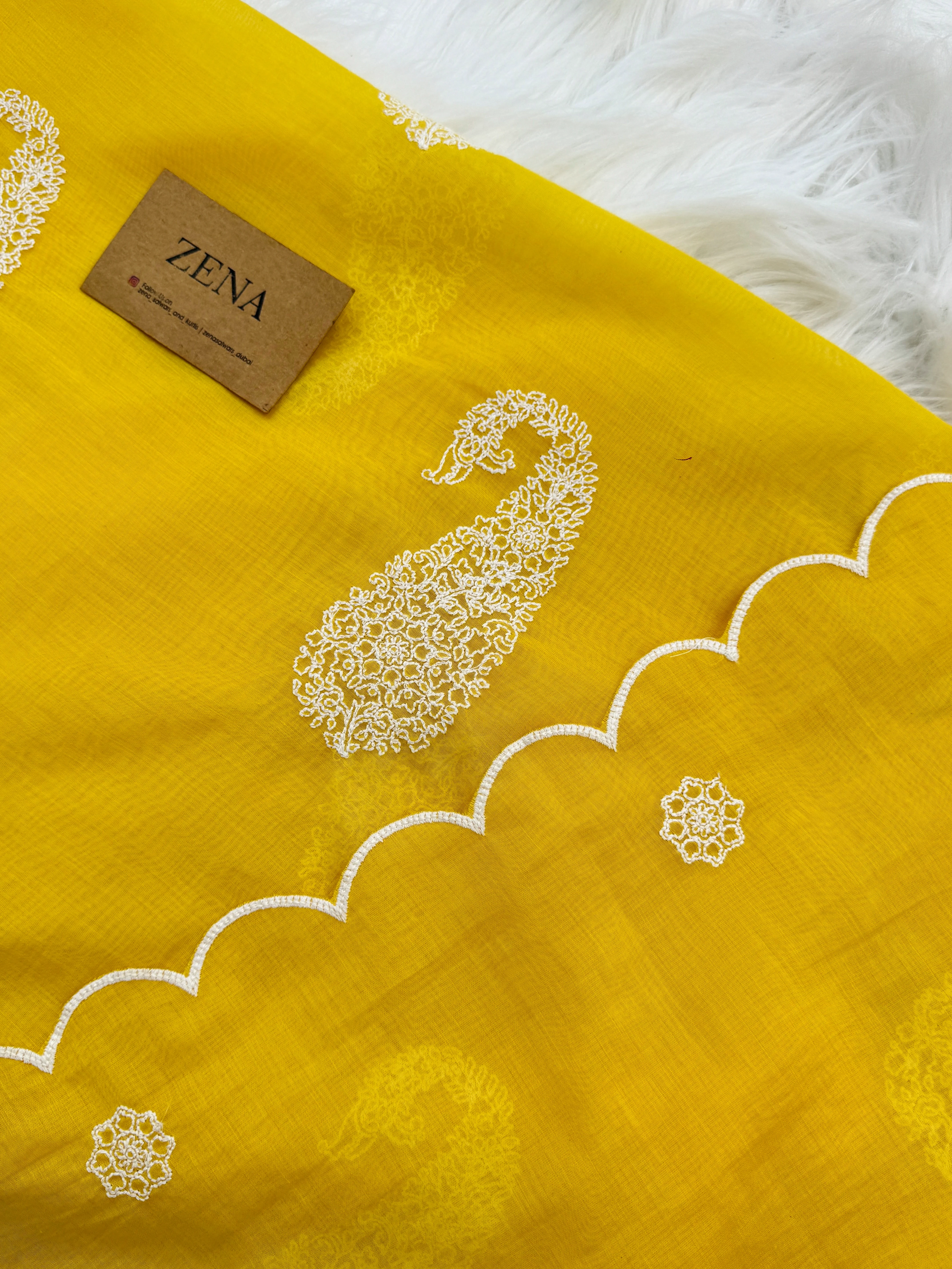 🌟 Mul Chanderi Embroidered Unstitched Suit 🌟 - Image 3