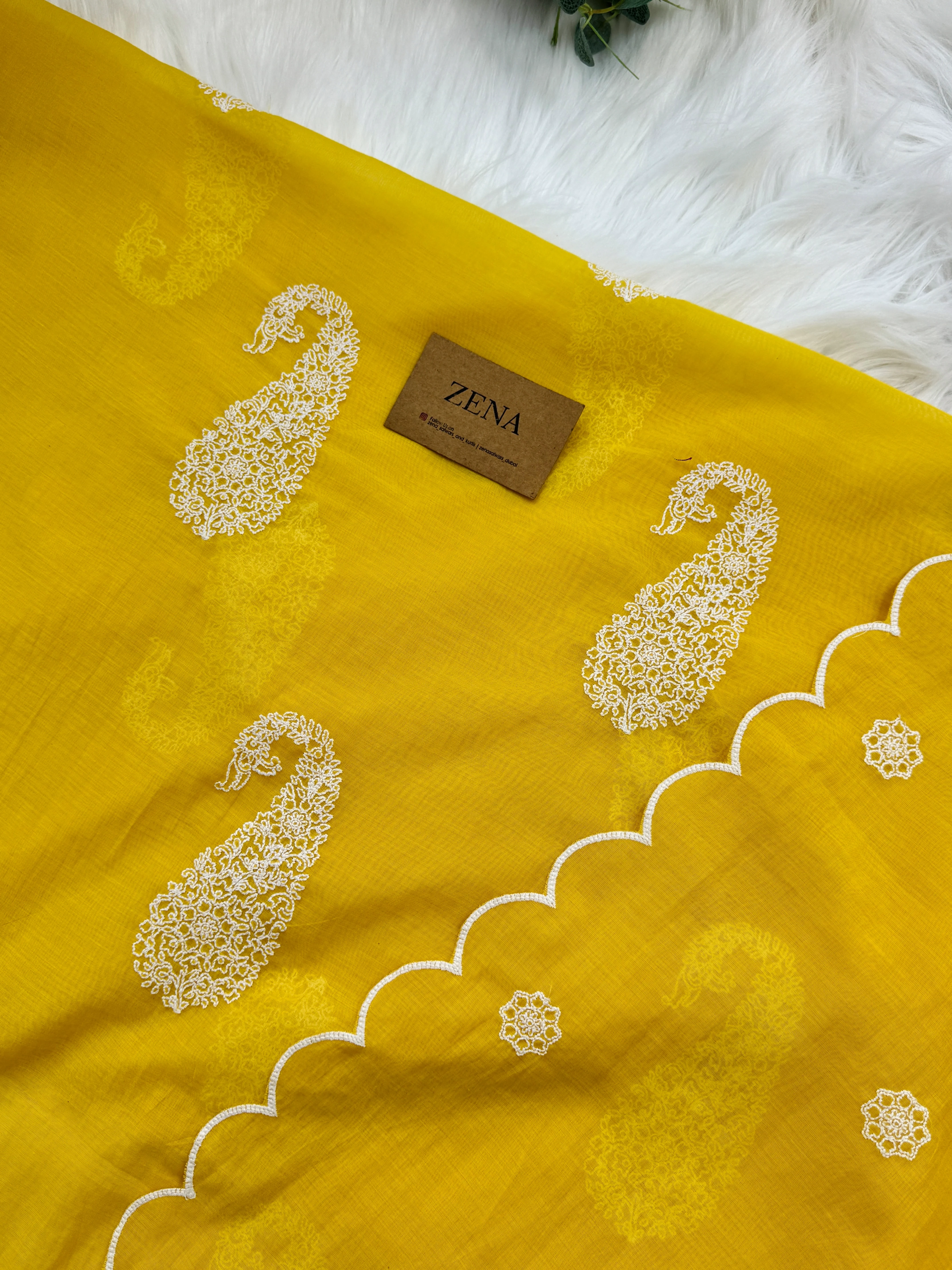 🌟 Mul Chanderi Embroidered Unstitched Suit 🌟 - Image 4
