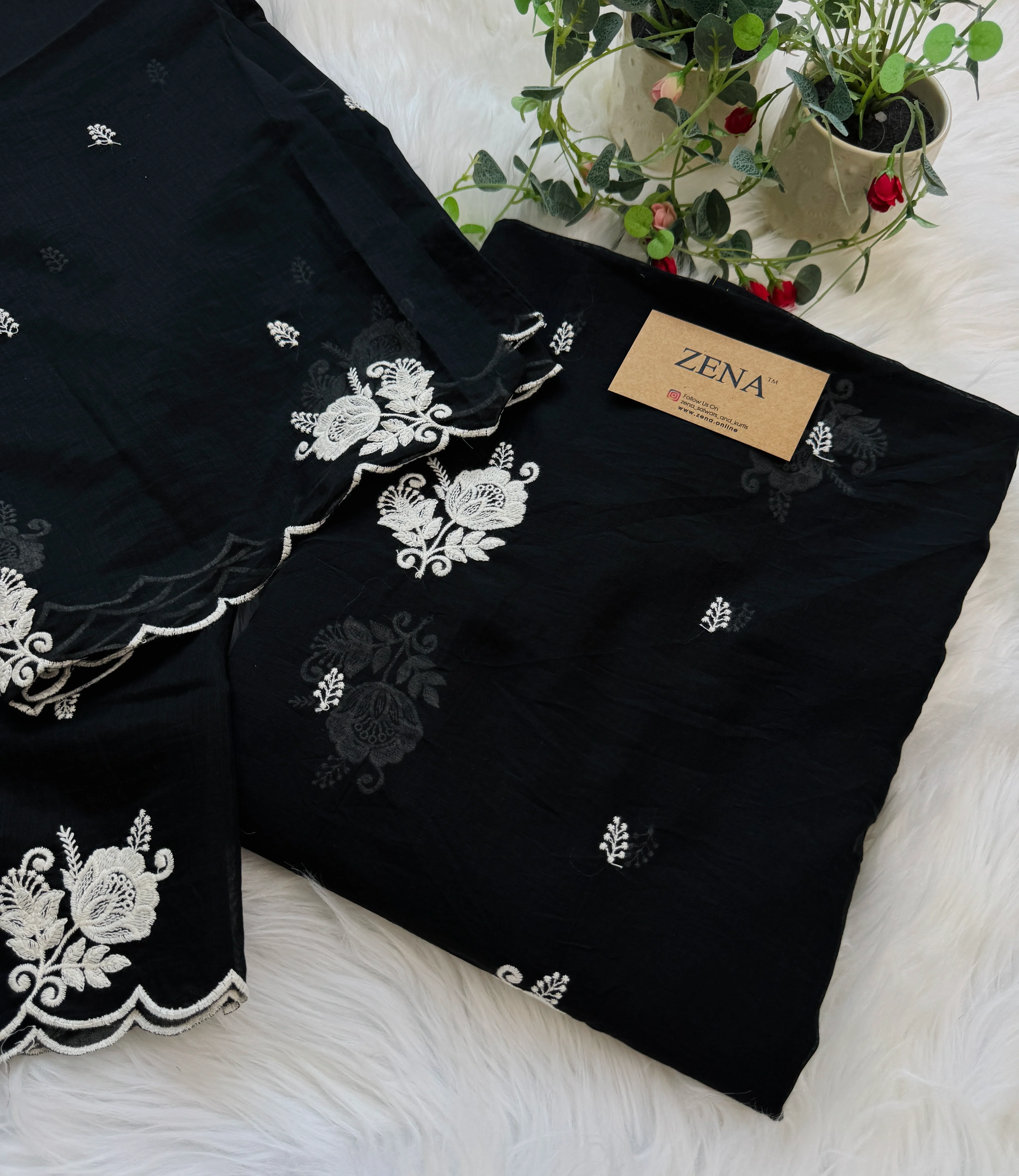 π Mul Chanderi Embroidered Unstitched Suit π