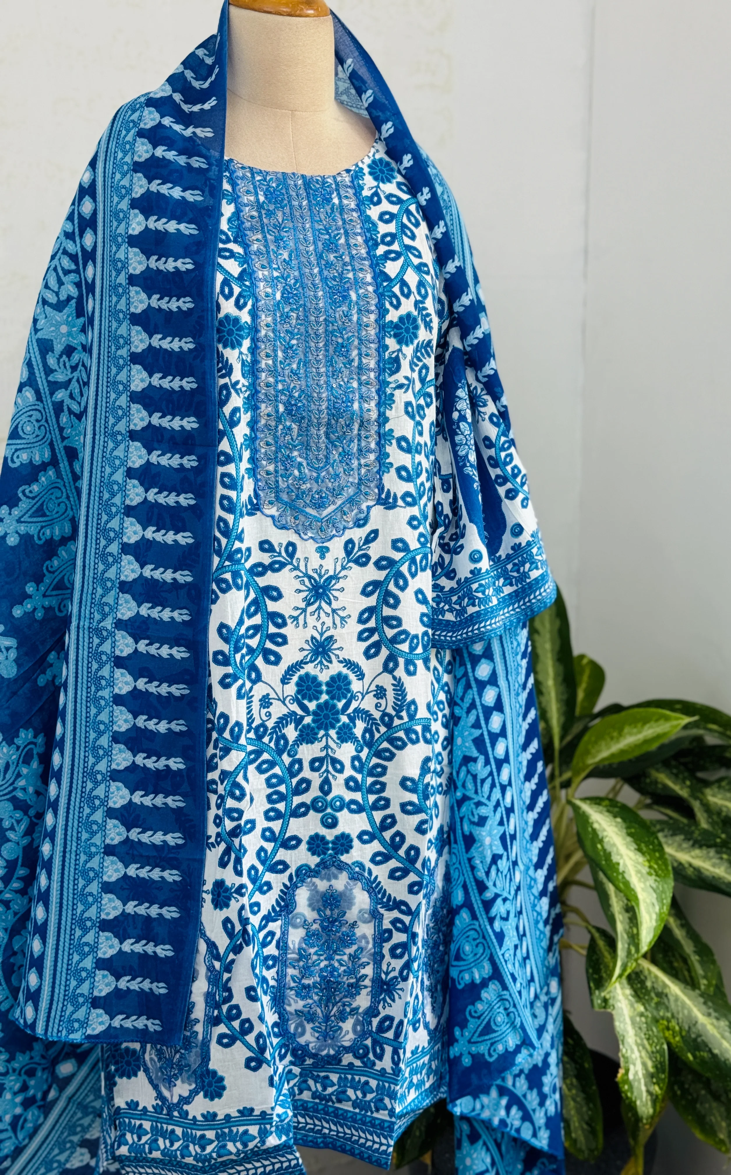 π Pure Cotton Pakistani Kurti Set with Embroidery π - Image 2