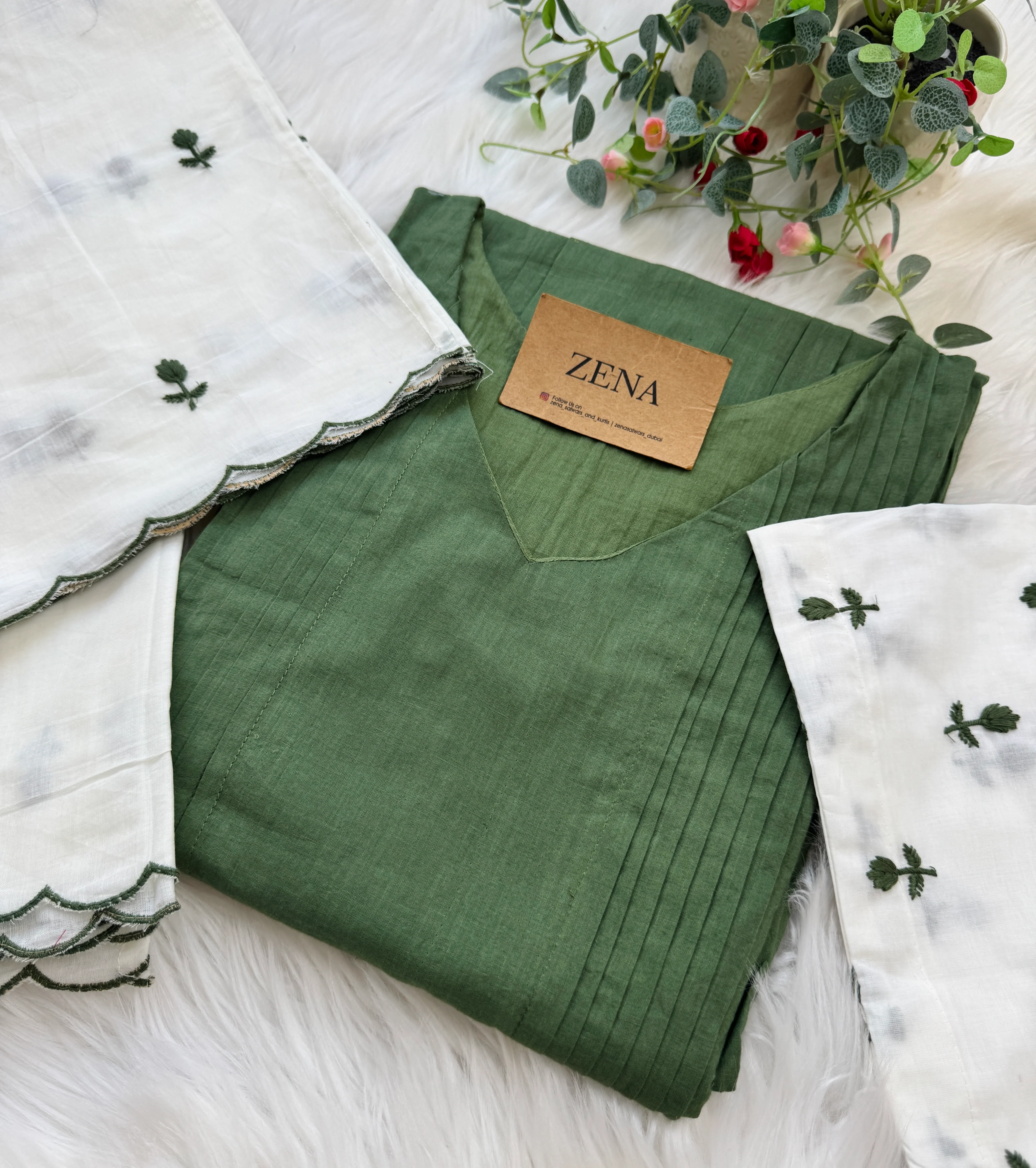 πΈ Pure Mul Cotton Embroidered Anarkali Set πΈ