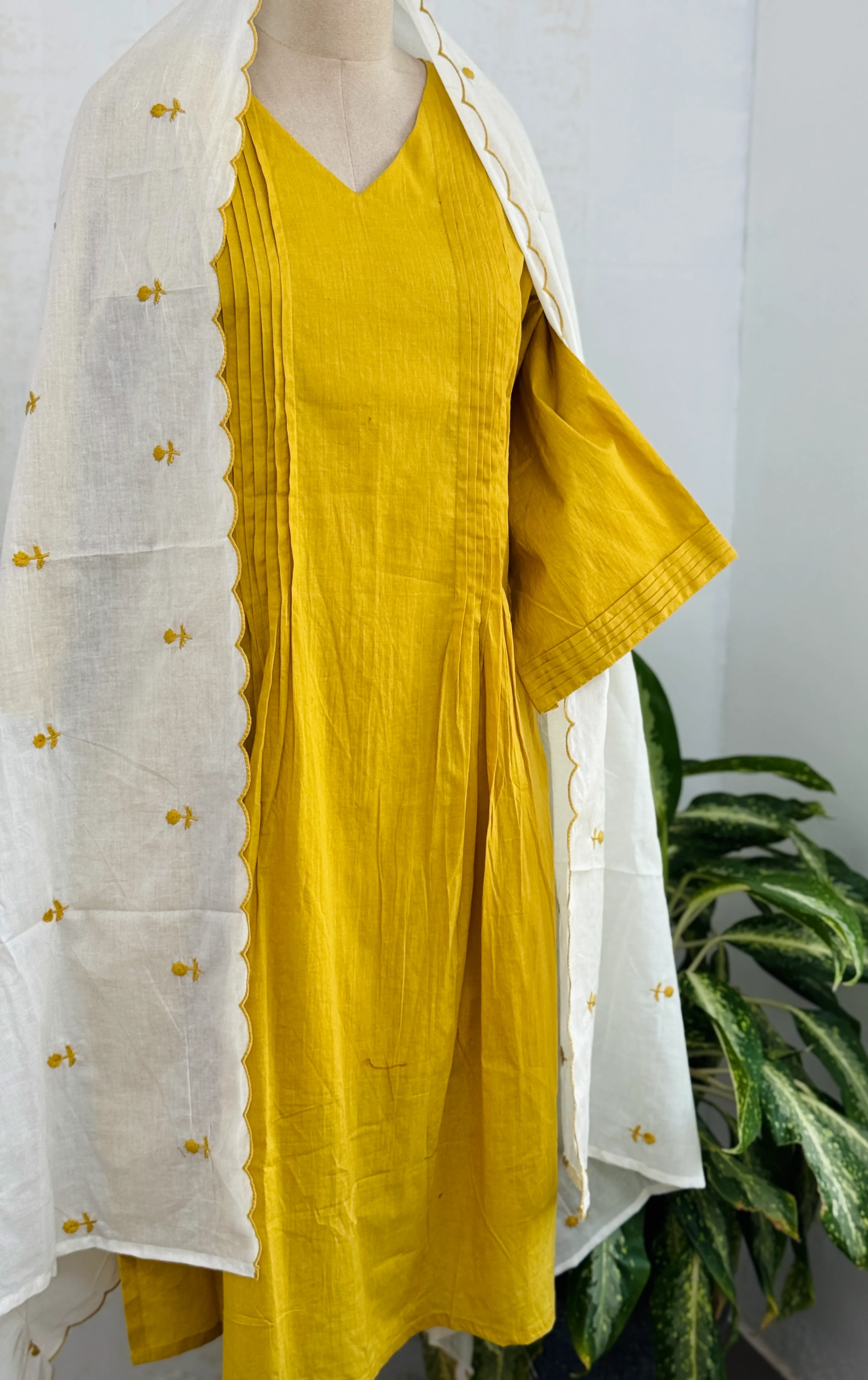 πΈ Pure Mul Cotton Embroidered Anarkali Set πΈ - Image 2