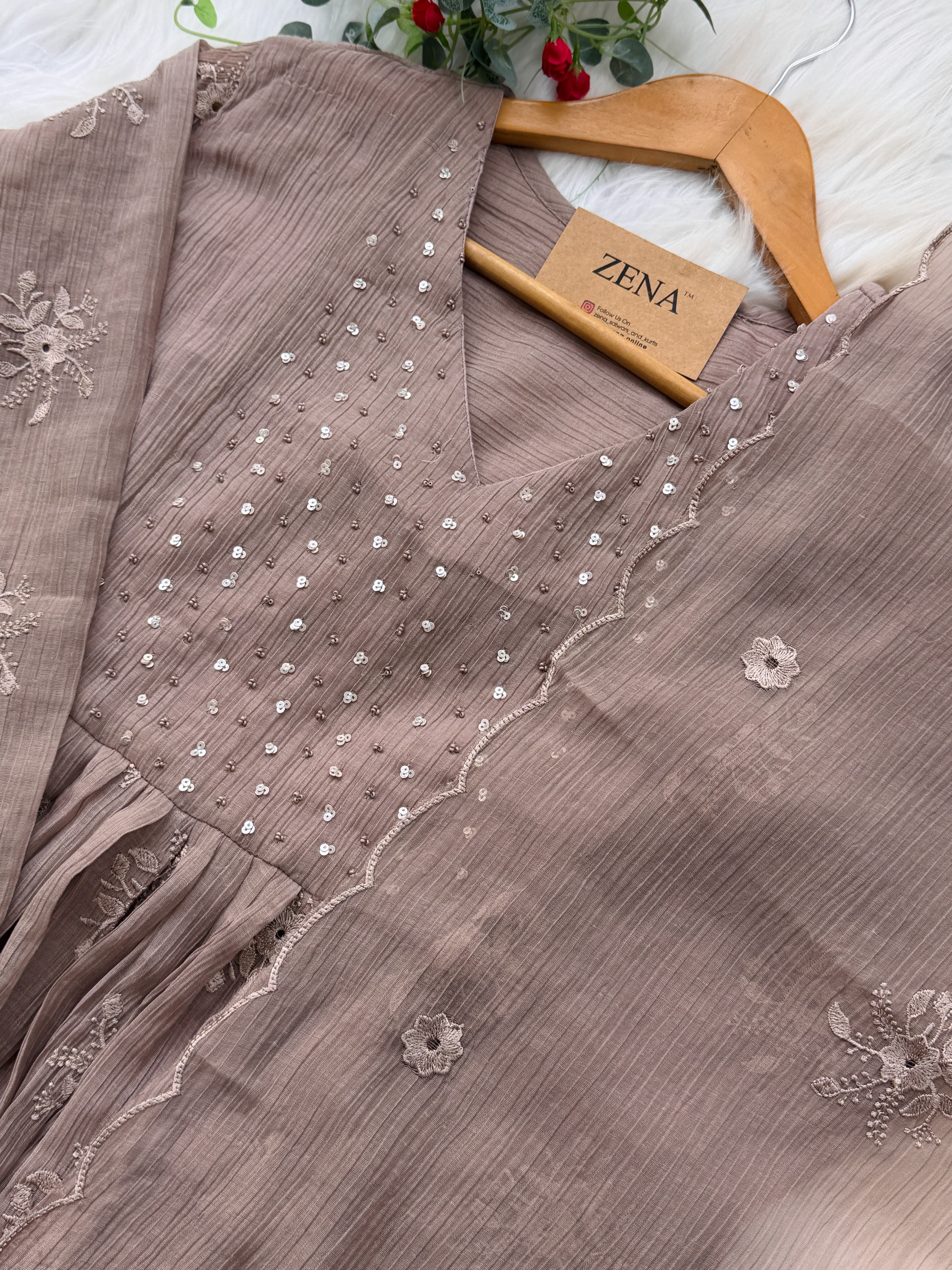 ✨ Chinnon Hand Detailed Embroidered Anarkali Set ✨ - Image 8