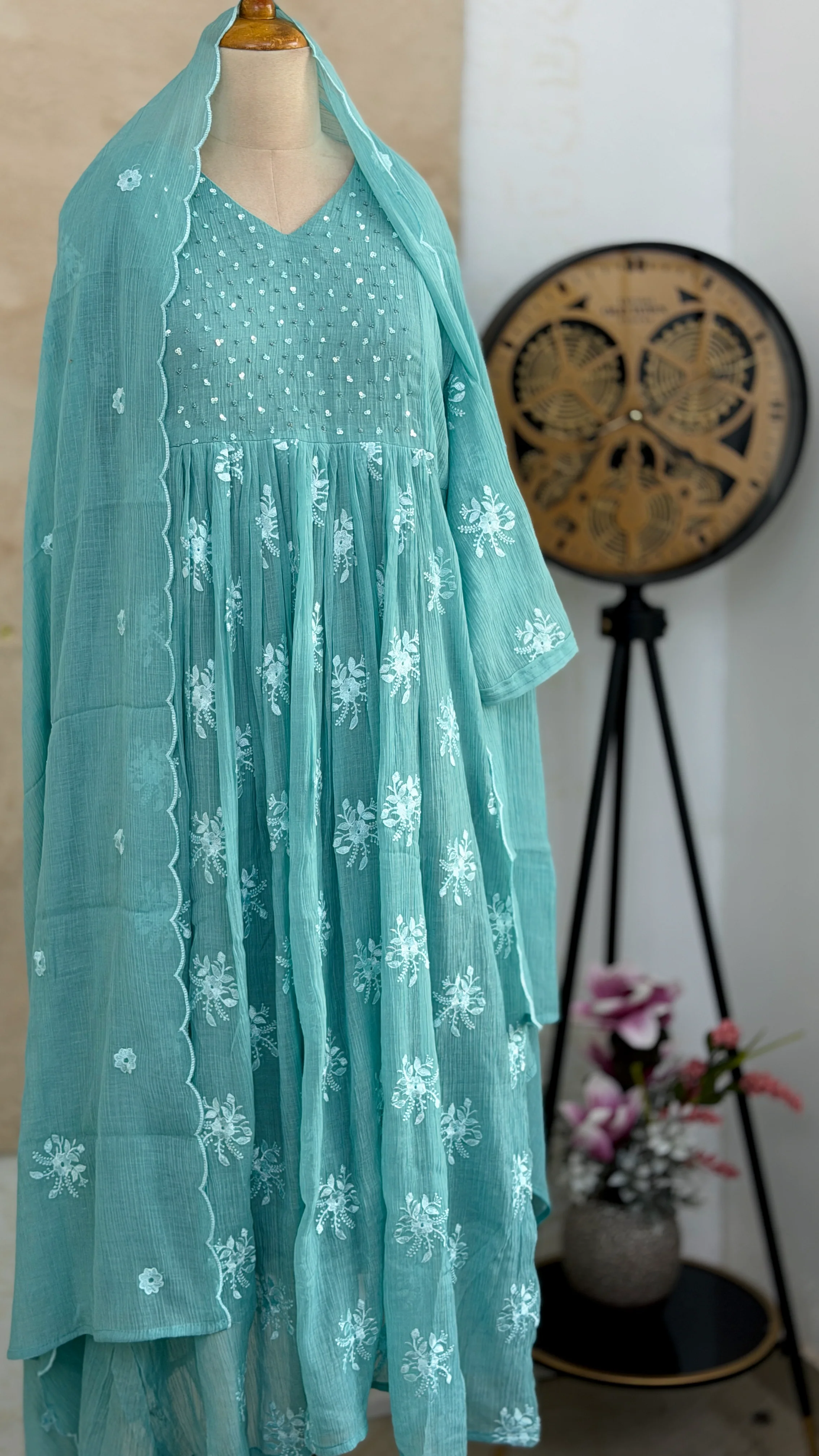 ✨ Chinnon Hand Detailed Embroidered Anarkali Set ✨ - Image 2