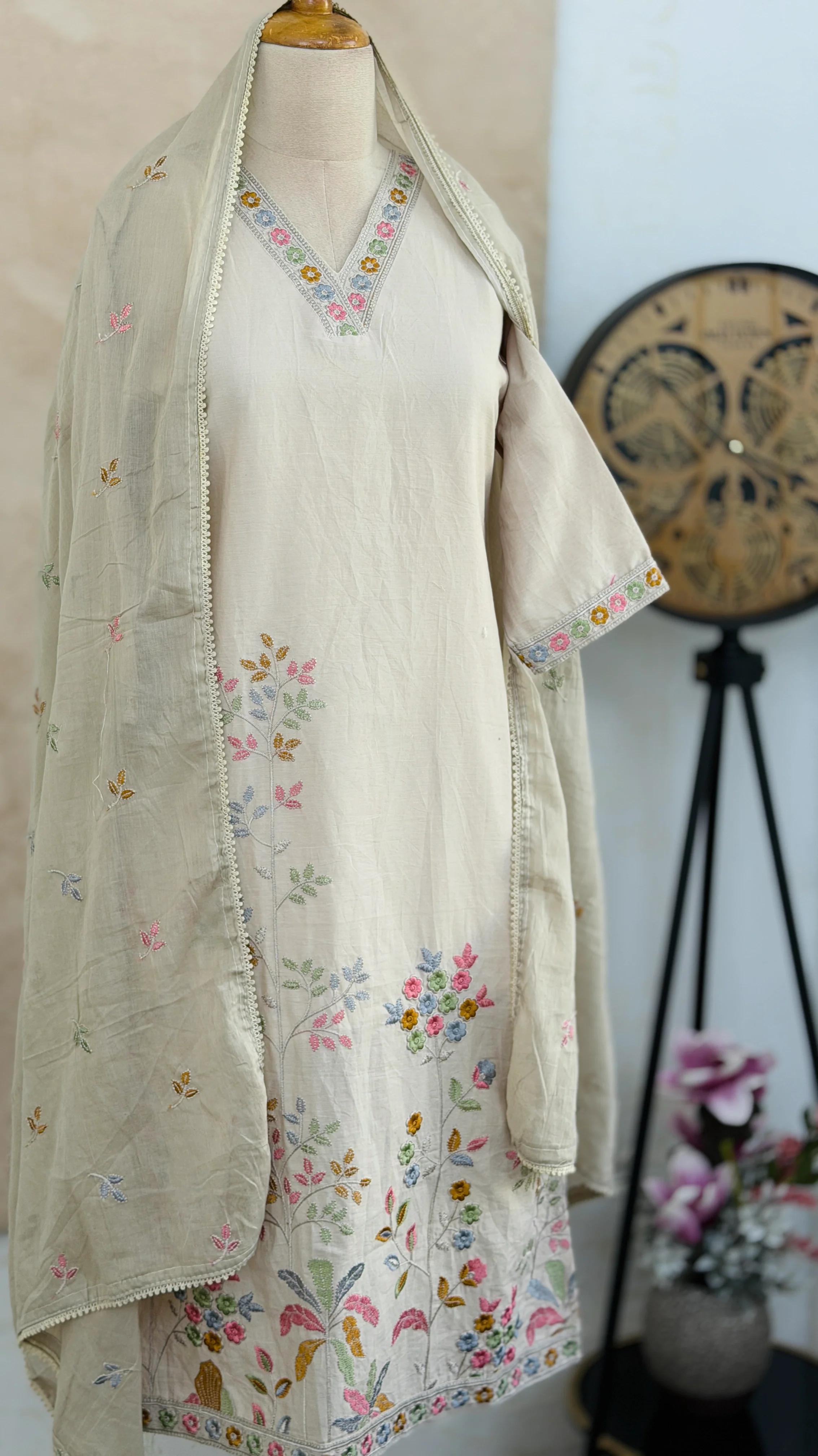 ✨ Cotton Embroidered V-Neck Kurti Set ✨ - Image 2