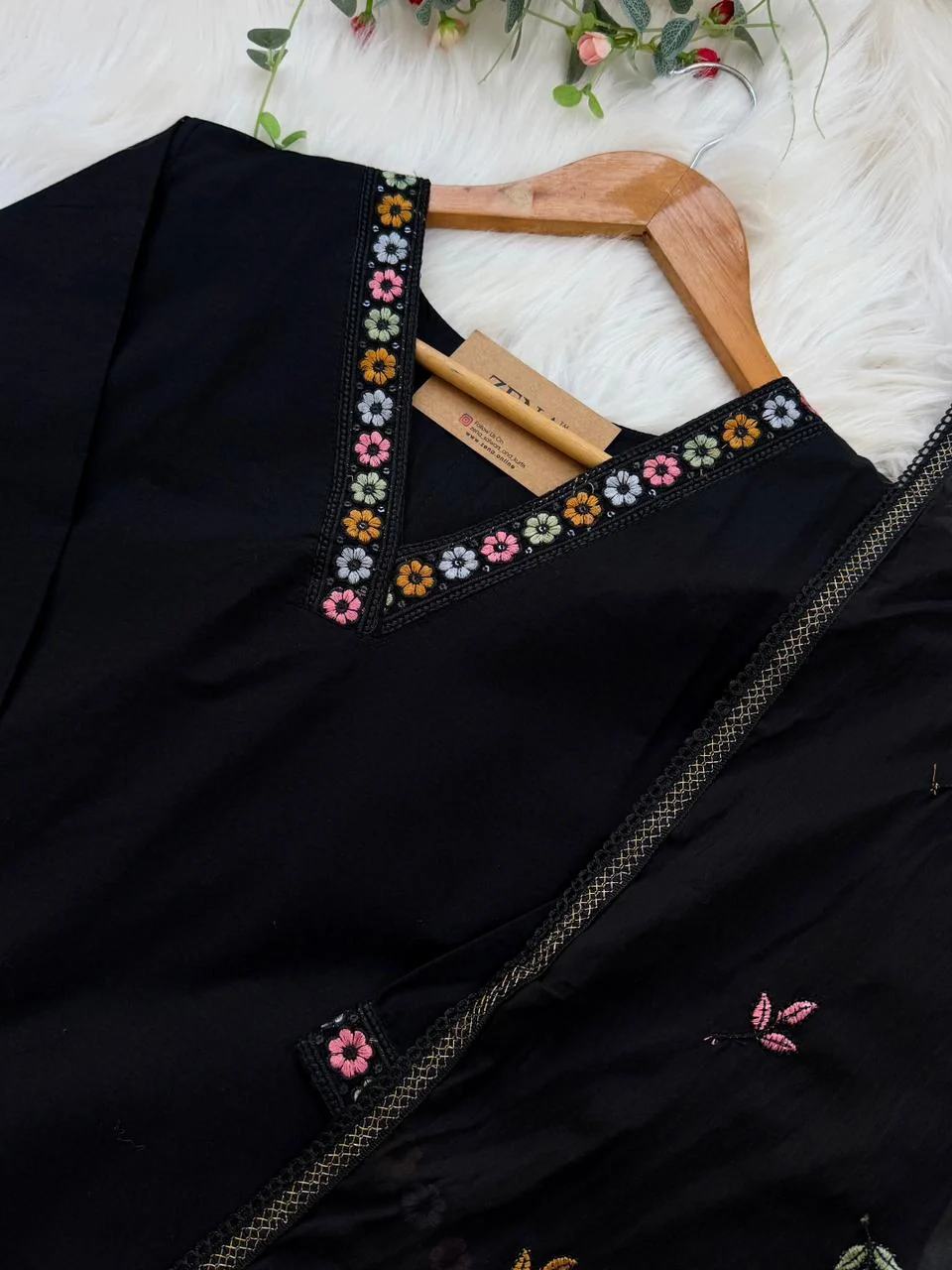 ✨ Cotton Embroidered V-Neck Kurti Set ✨ - Image 5