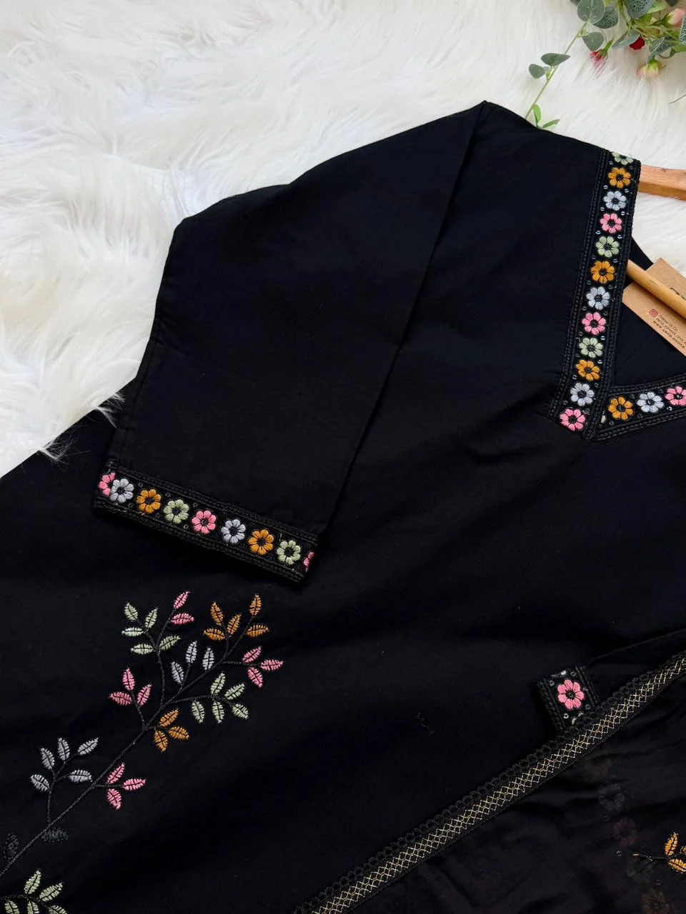 ✨ Cotton Embroidered V-Neck Kurti Set ✨ - Image 7