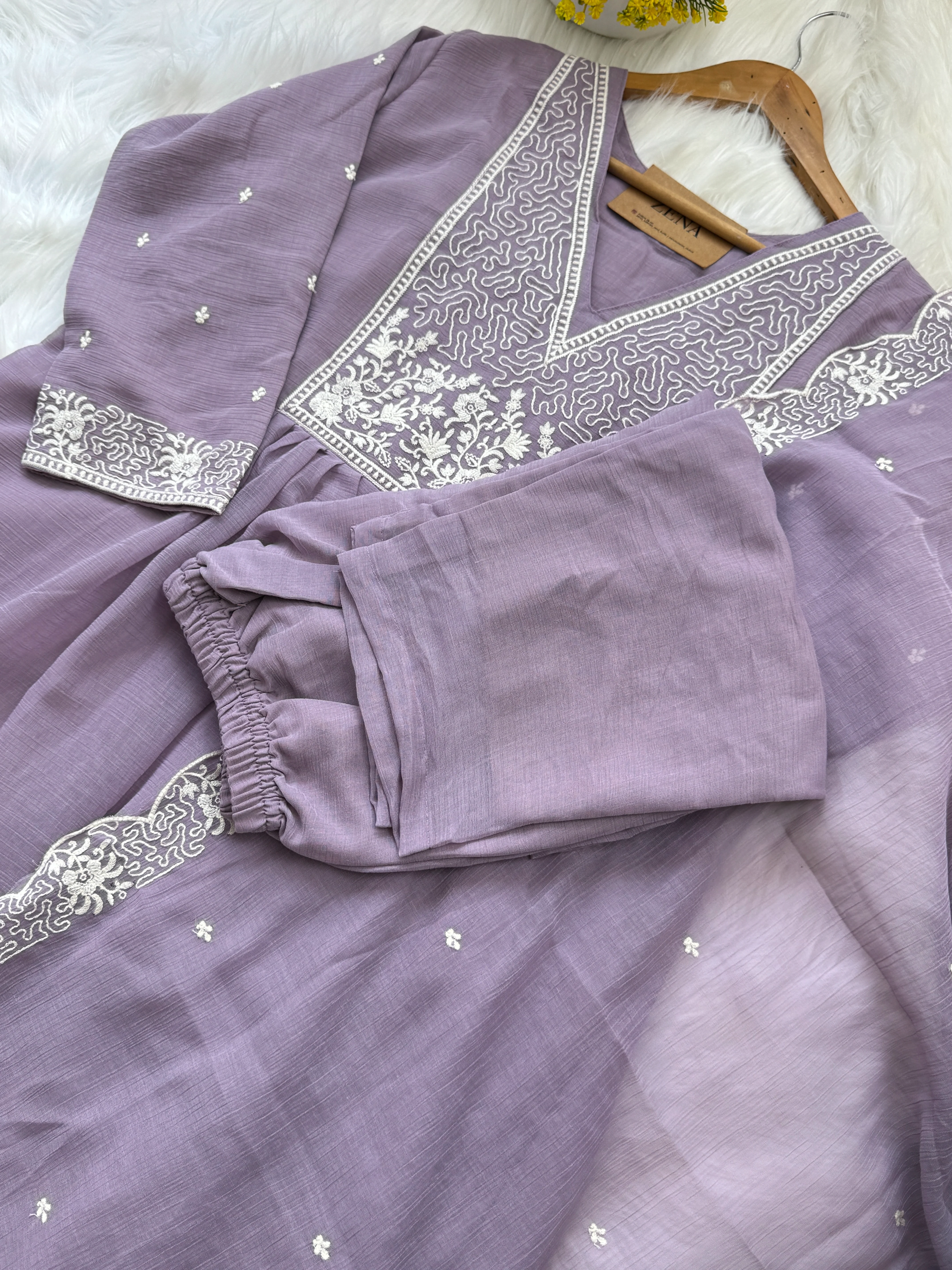 β¨ Crush Silk Embroidered Anarkali Kurti Set β¨ - Image 4