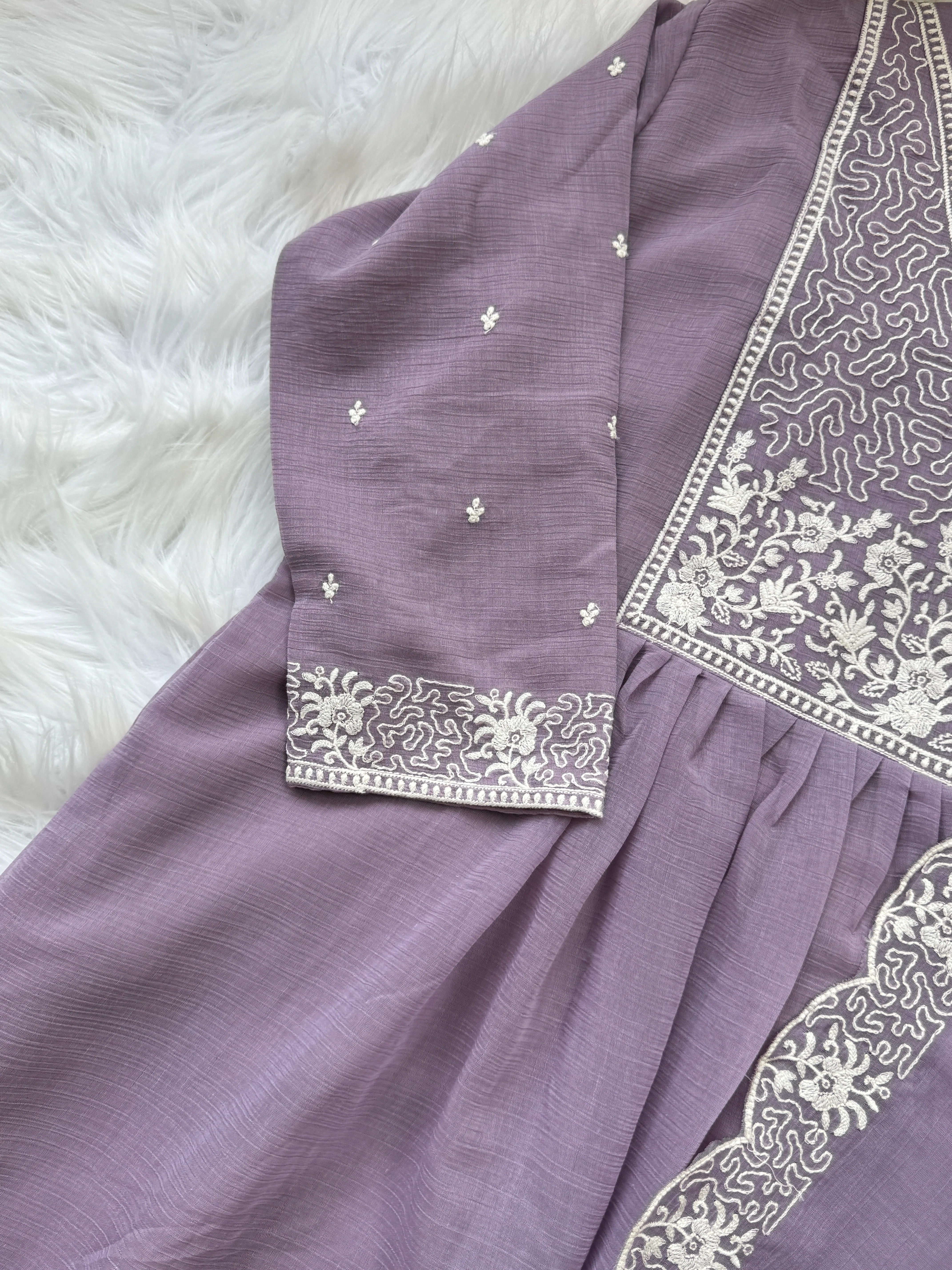 β¨ Crush Silk Embroidered Anarkali Kurti Set β¨ - Image 5