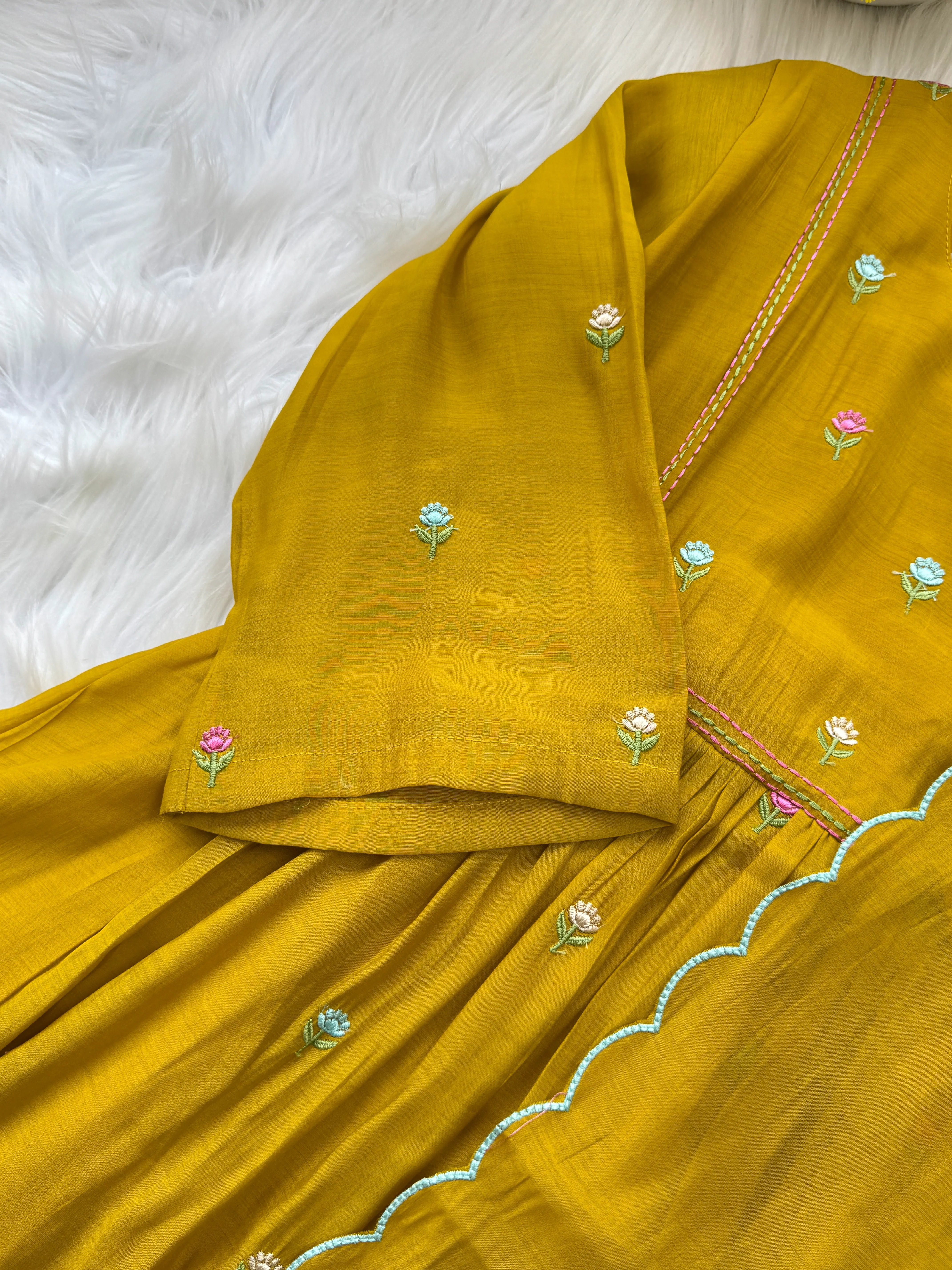 ✨ Glass Chanderi Anarkali Kurti Set – Top, Bottom & Dupatta ✨ - Image 6