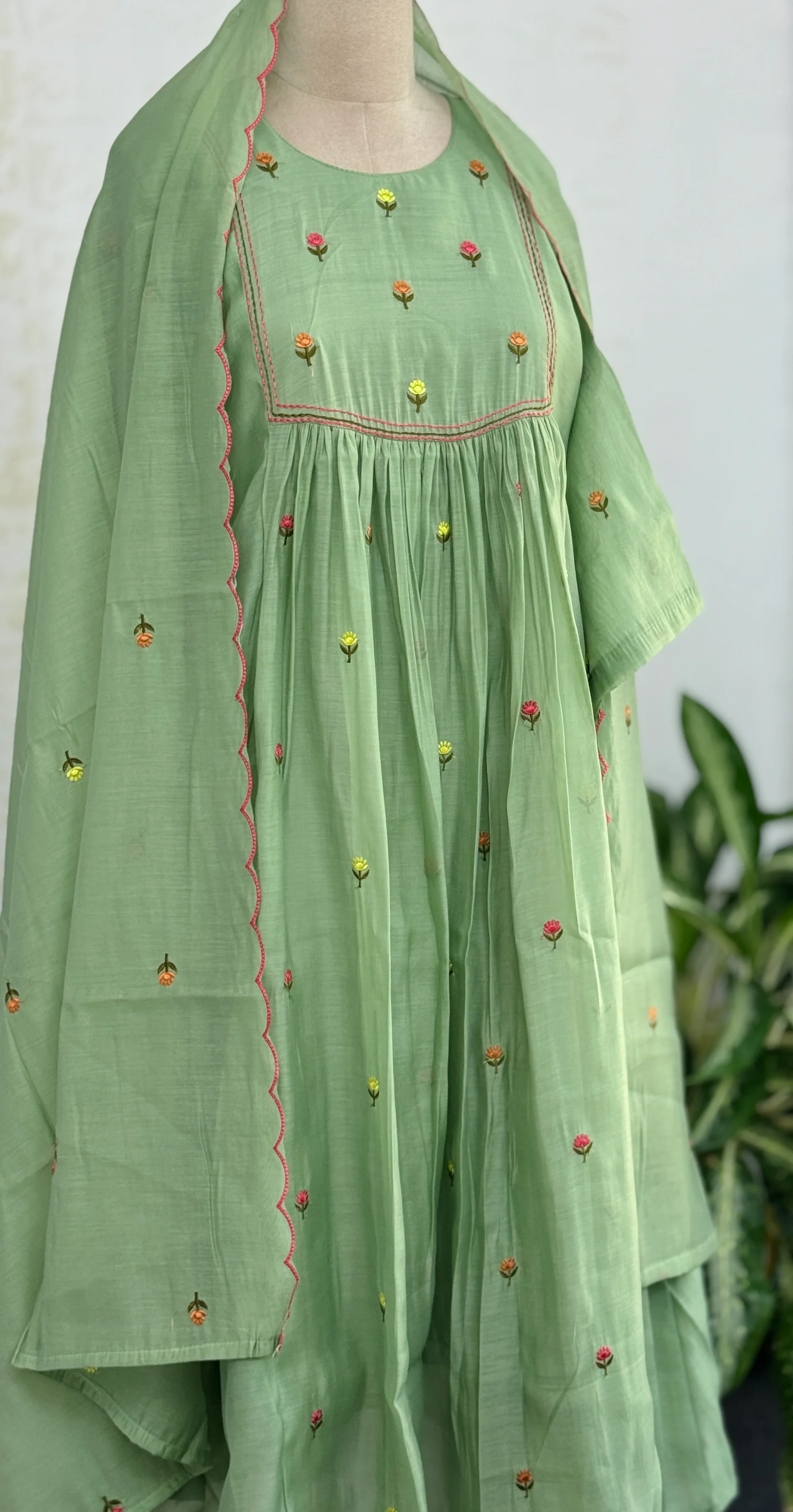 ✨ Glass Chanderi Anarkali Kurti Set – Top, Bottom & Dupatta ✨ - Image 2