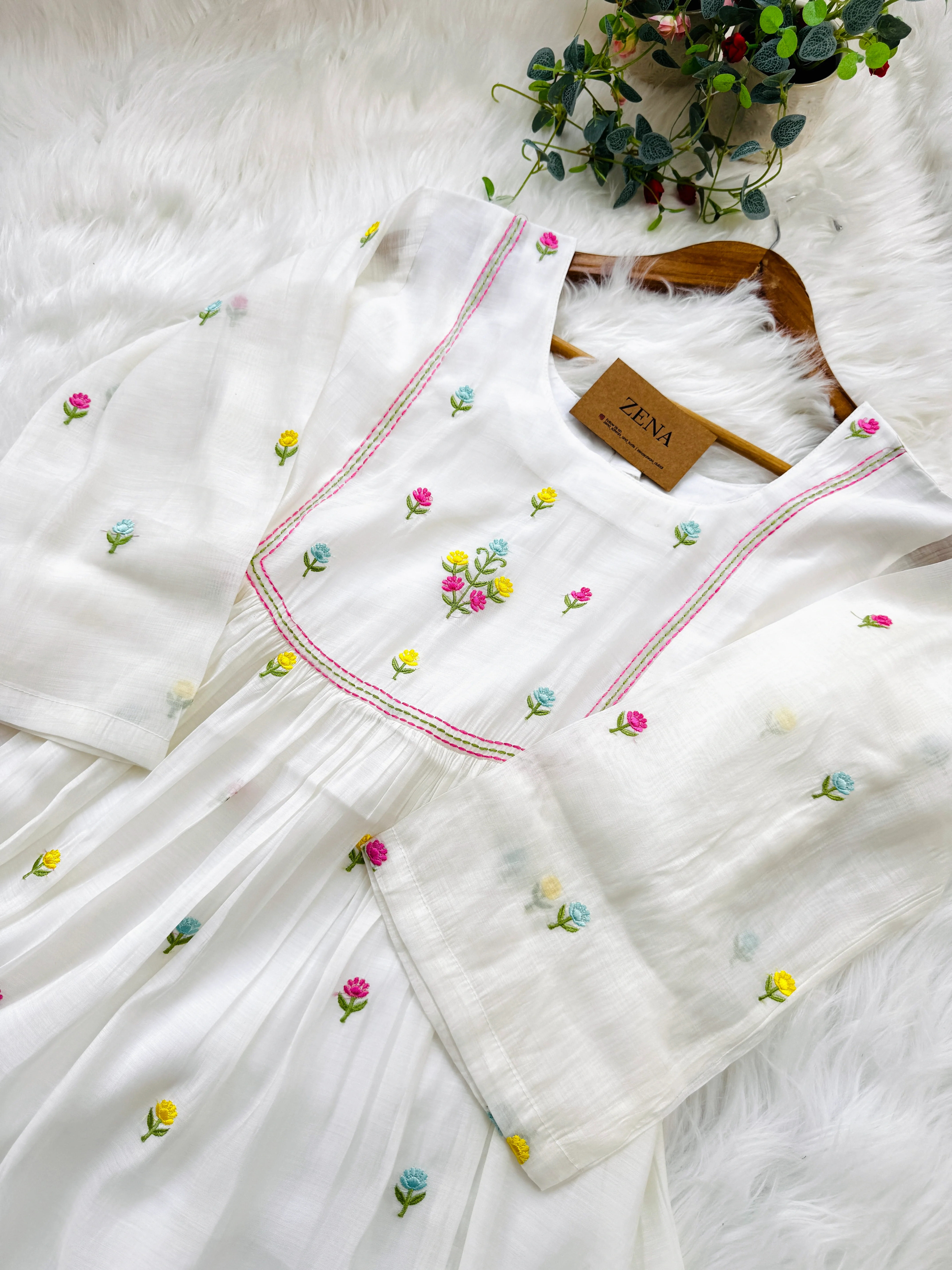 ✨ Glass Chanderi Anarkali Kurti Set – Top, Bottom & Dupatta ✨ - Image 4