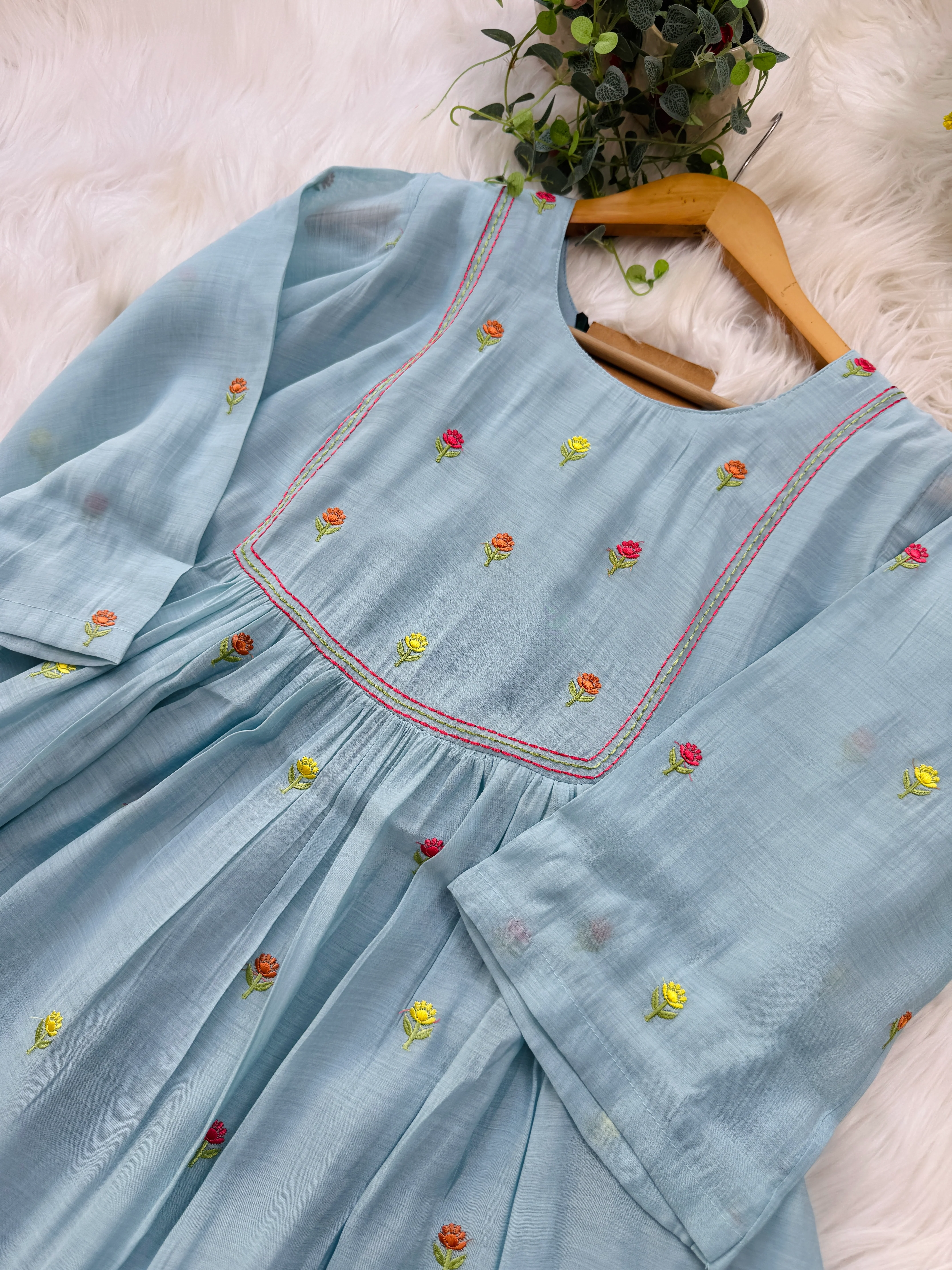 ✨ Glass Chanderi Anarkali Kurti Set – Top, Bottom & Dupatta ✨ - Image 6