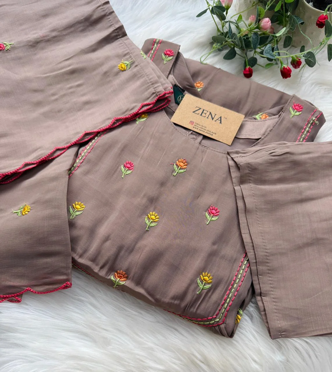 ✨ Glass Chanderi Anarkali Kurti Set – Top, Bottom & Dupatta ✨