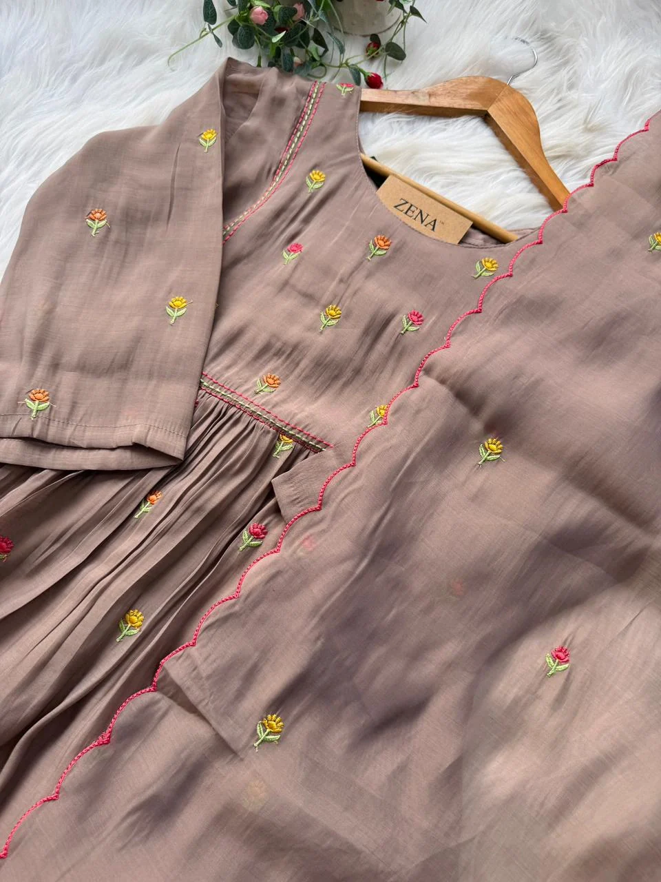 ✨ Glass Chanderi Anarkali Kurti Set – Top, Bottom & Dupatta ✨ - Image 6