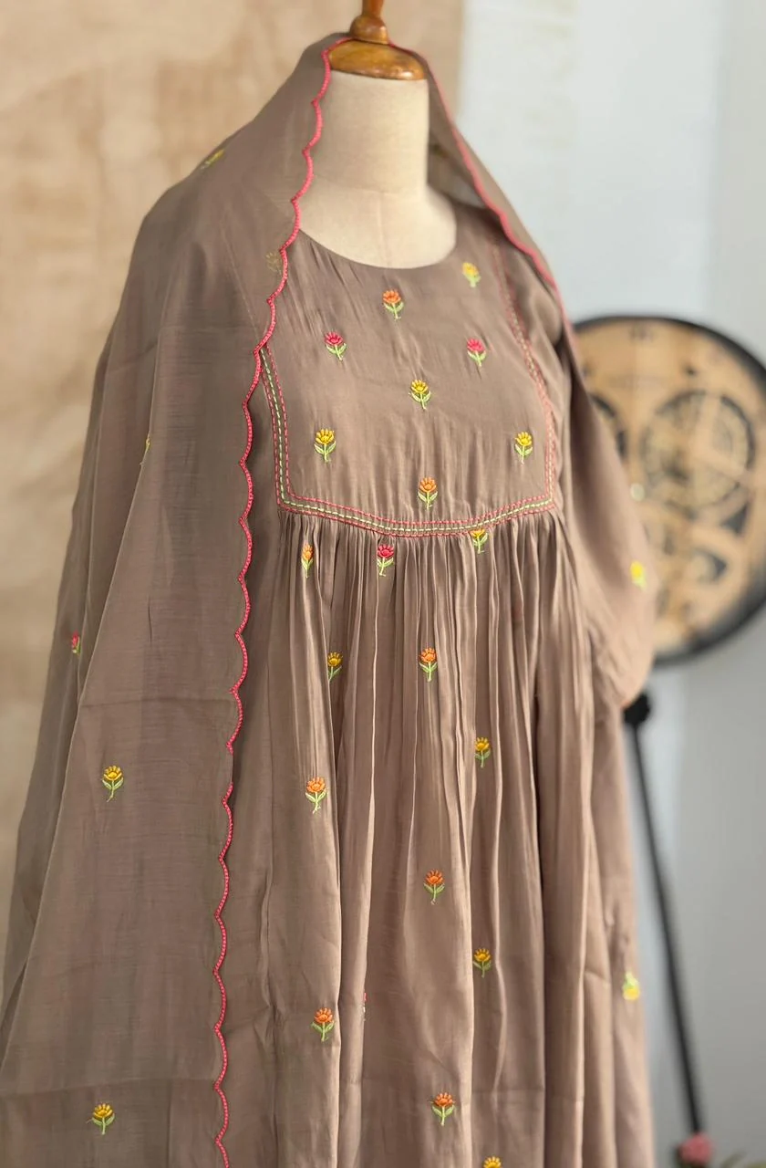 ✨ Glass Chanderi Anarkali Kurti Set – Top, Bottom & Dupatta ✨ - Image 7