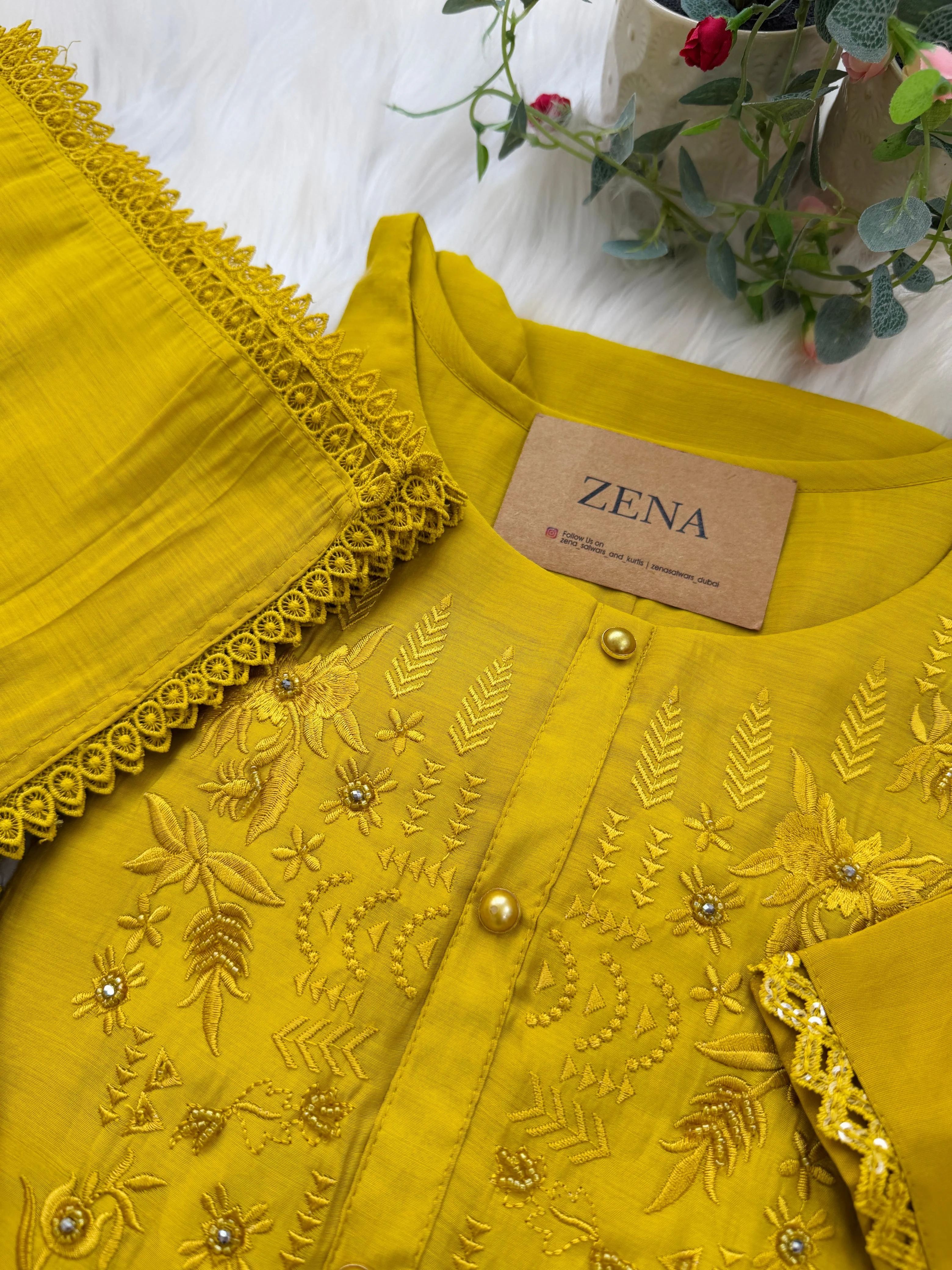 ✨ Glass Chanderi Embroidered Kurti Set ✨ - Image 3