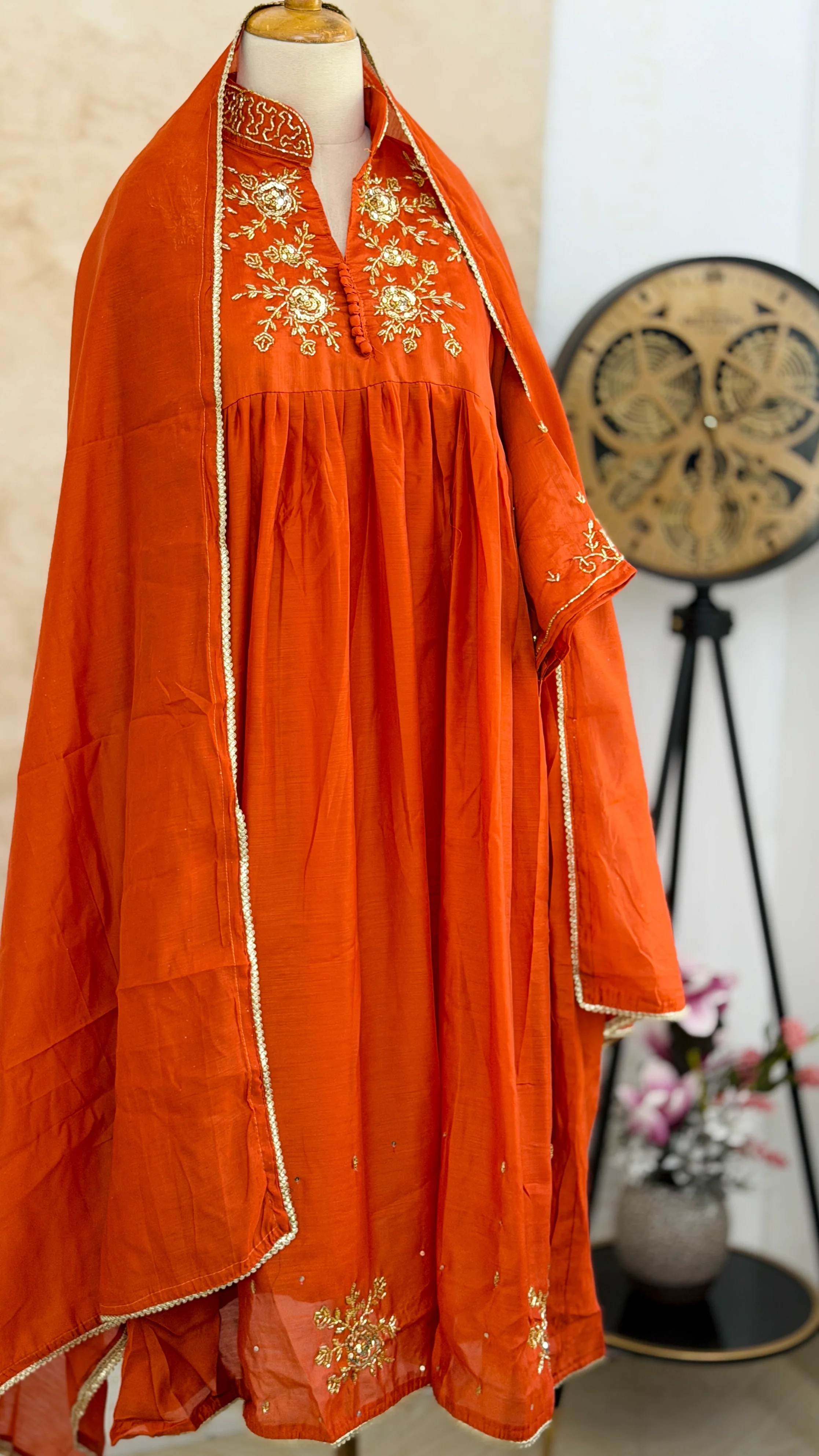 ✨ Glass Chanderi Handwork Anarkali Set ✨ - Image 2