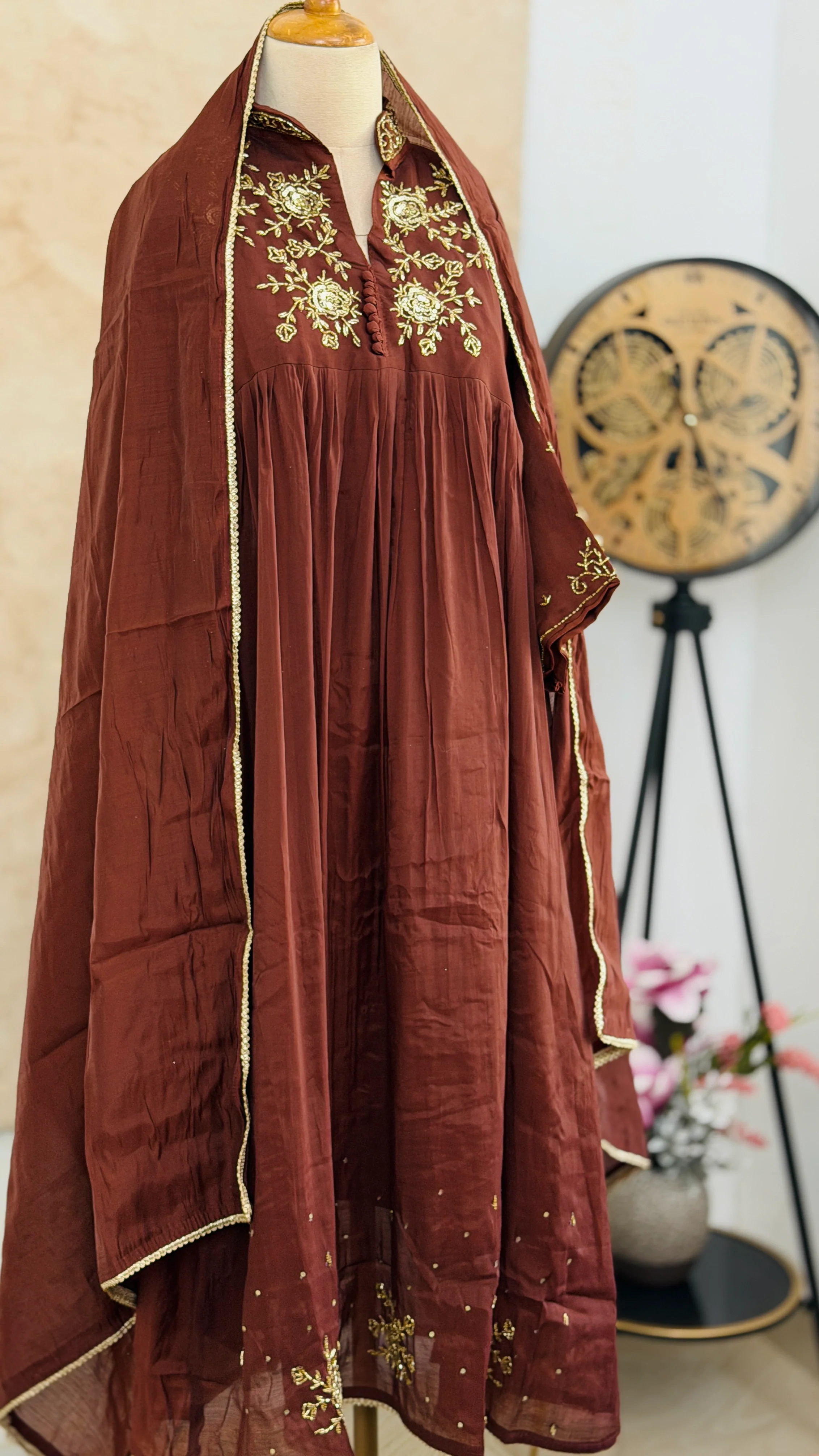 ✨ Glass Chanderi Handwork Anarkali Set ✨ - Image 2