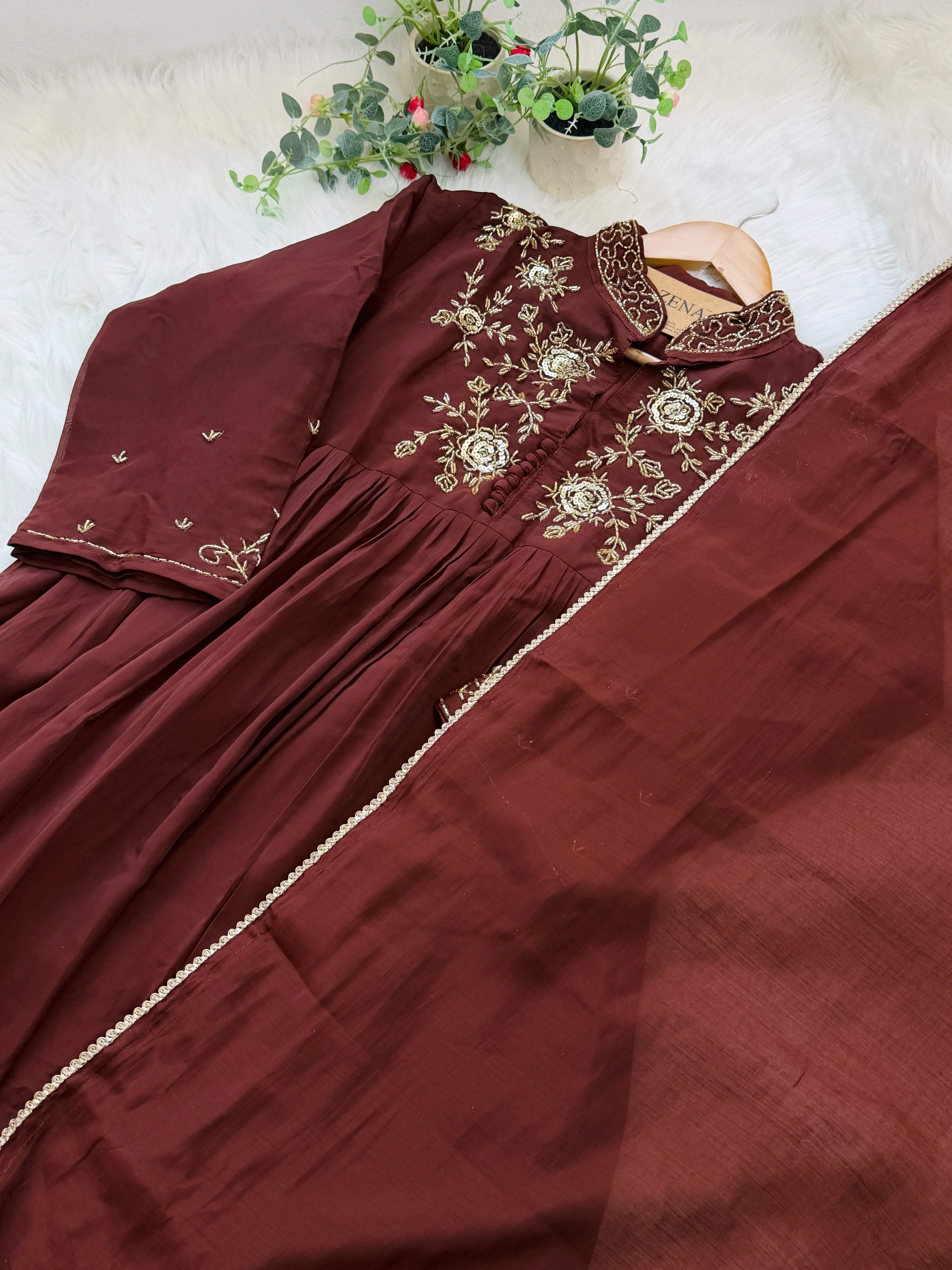 ✨ Glass Chanderi Handwork Anarkali Set ✨ - Image 4