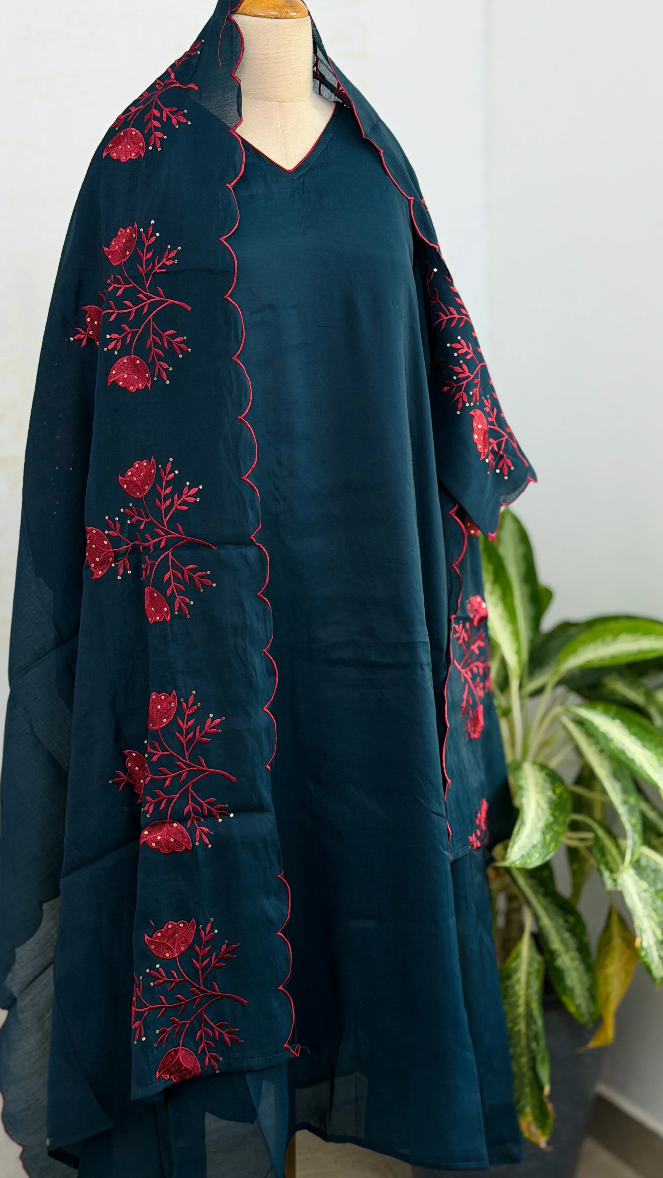 ✨ Glass Chanderi Kurti Set ✨ - Image 2