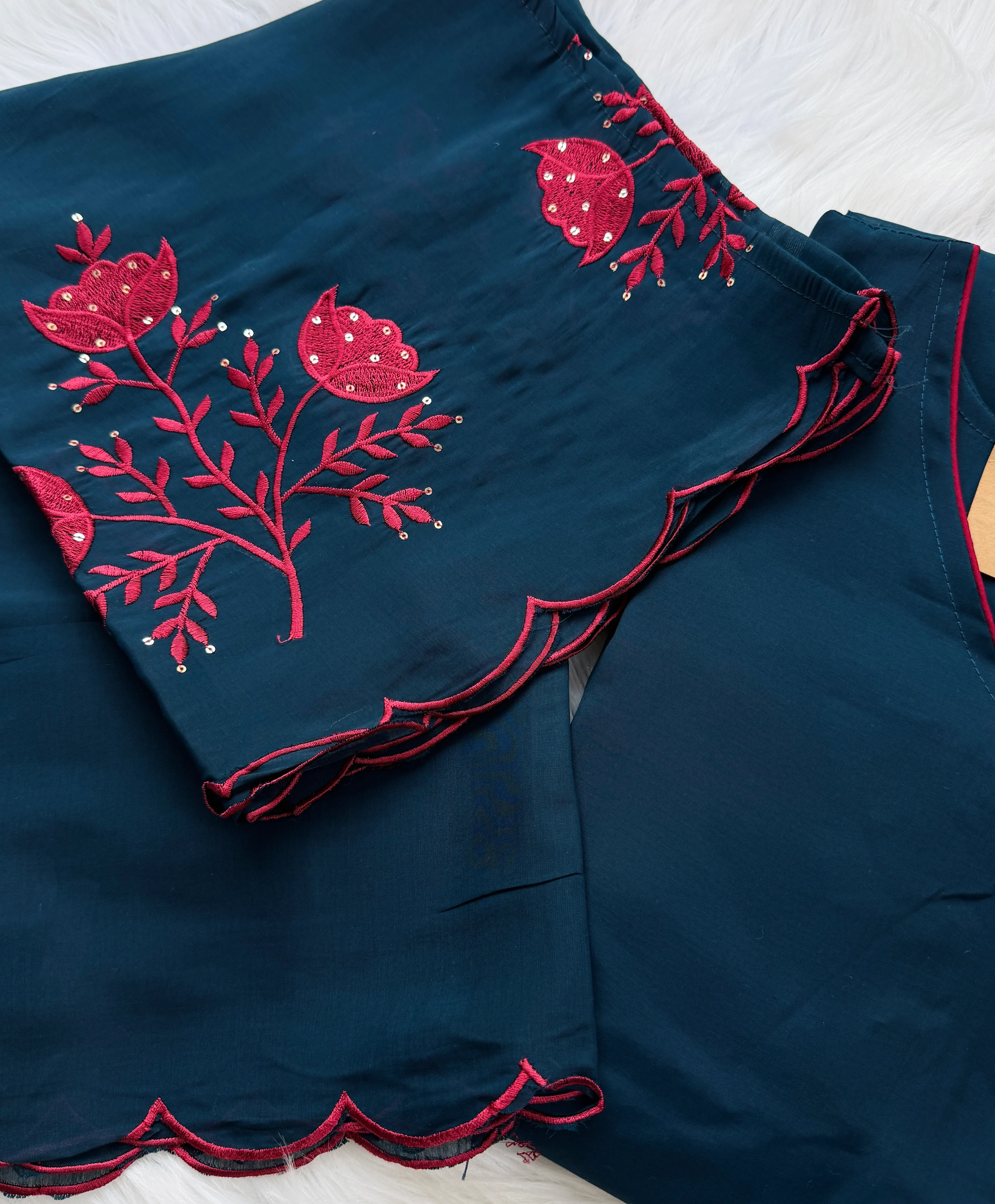 ✨ Glass Chanderi Kurti Set ✨ - Image 4
