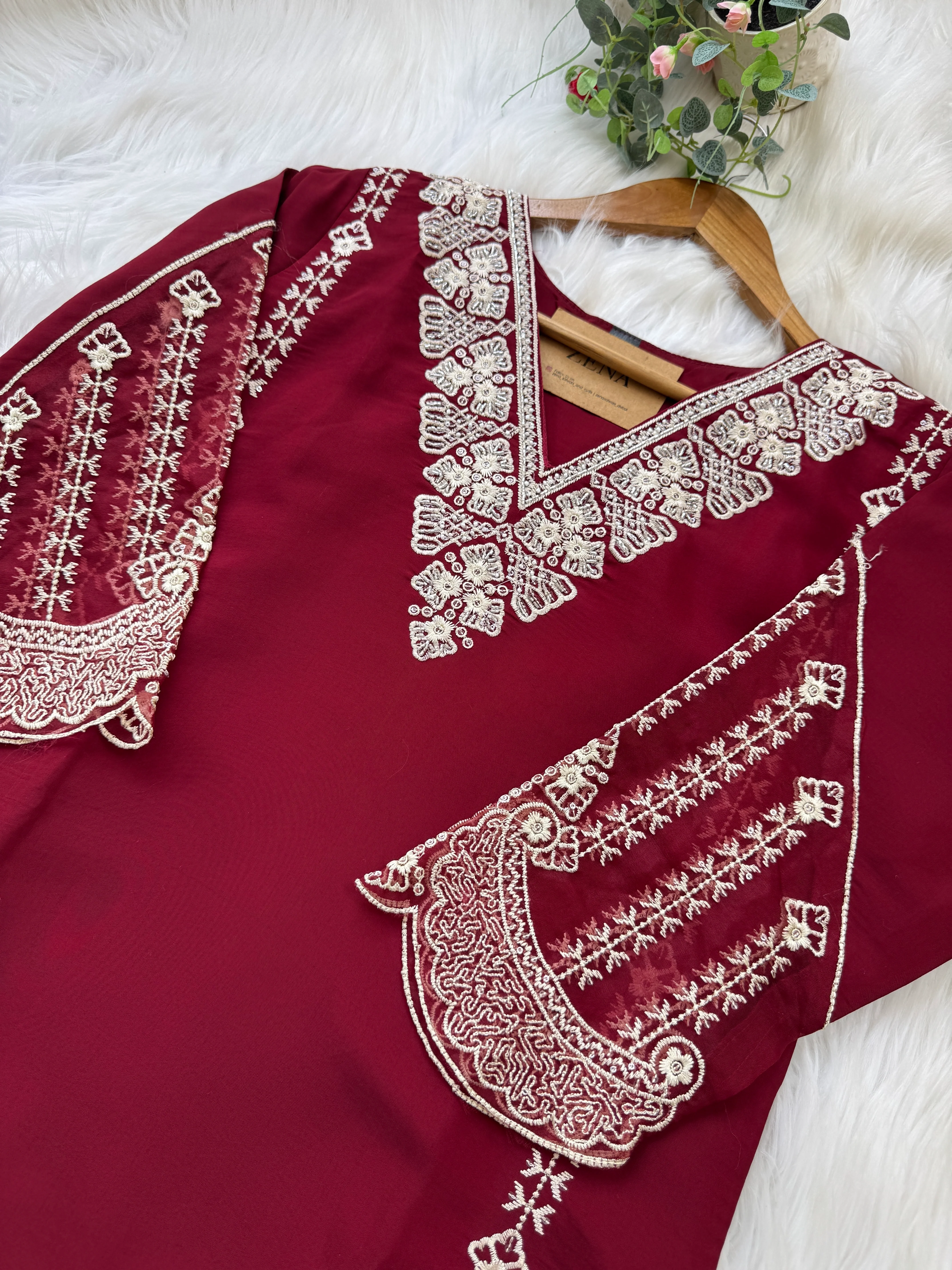 ✨ Glass Chanderi Pakistani Embroidered Kurti Set ✨ - Image 5