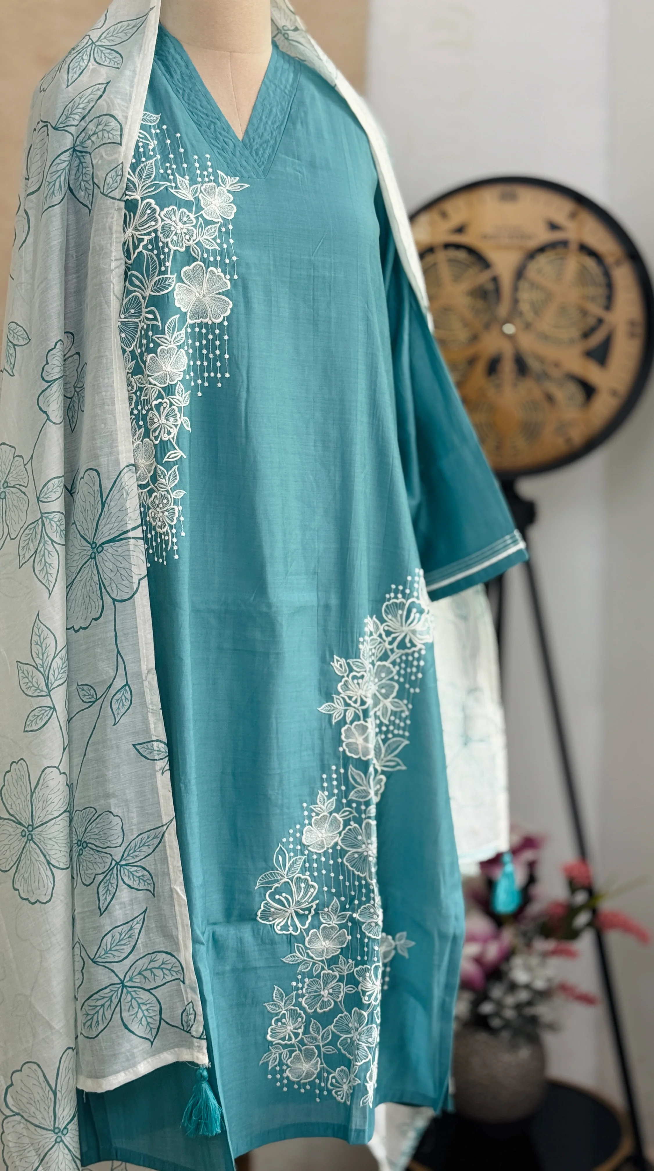 ✨ Modal Mul Chanderi Embroidered Kurti Set ✨ - Image 2