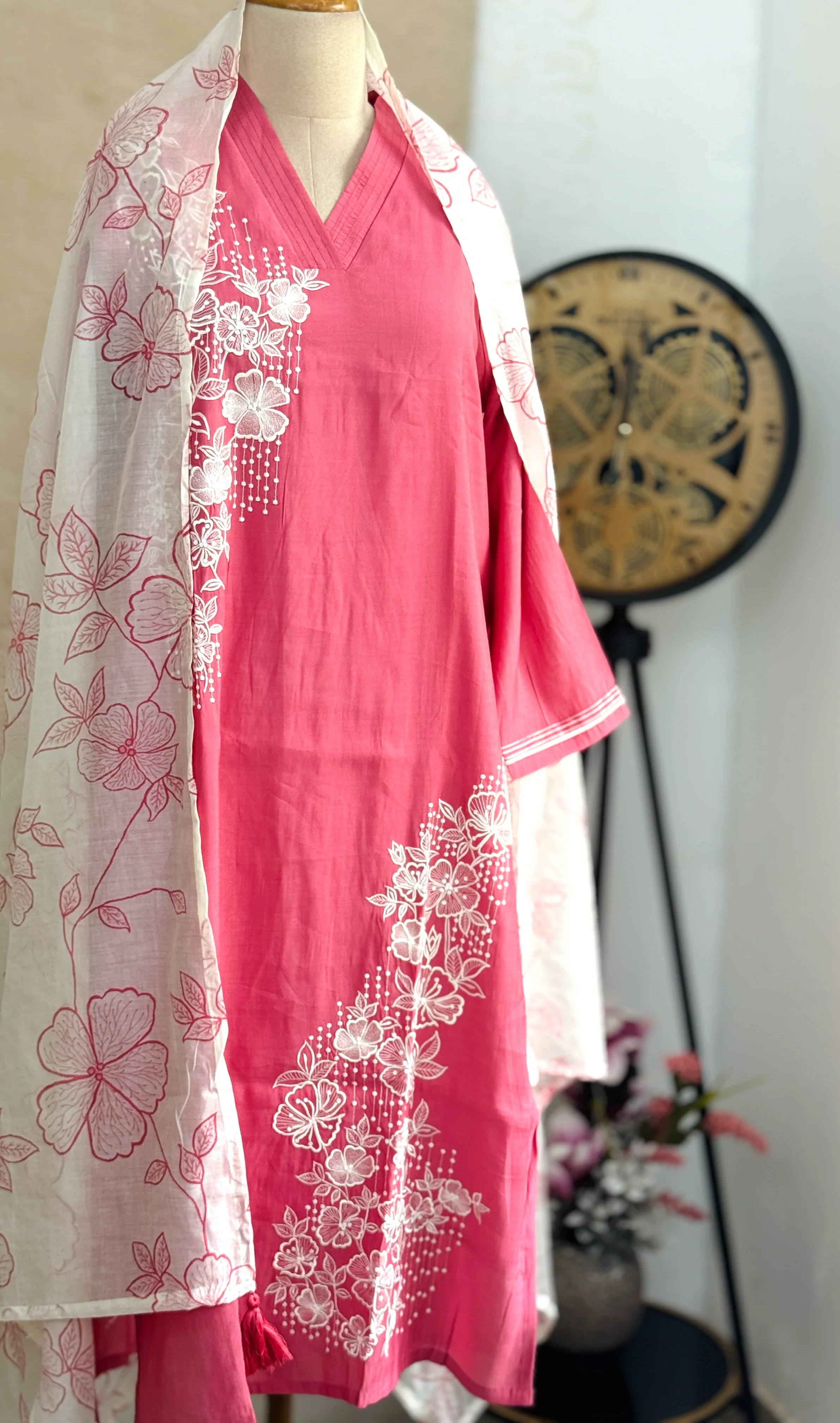 ✨ Modal Mul Chanderi Embroidered Kurti Set ✨ - Image 2