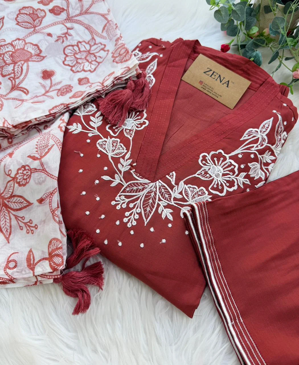 ✨ Modal Mul Chanderi Embroidered Kurti Set ✨