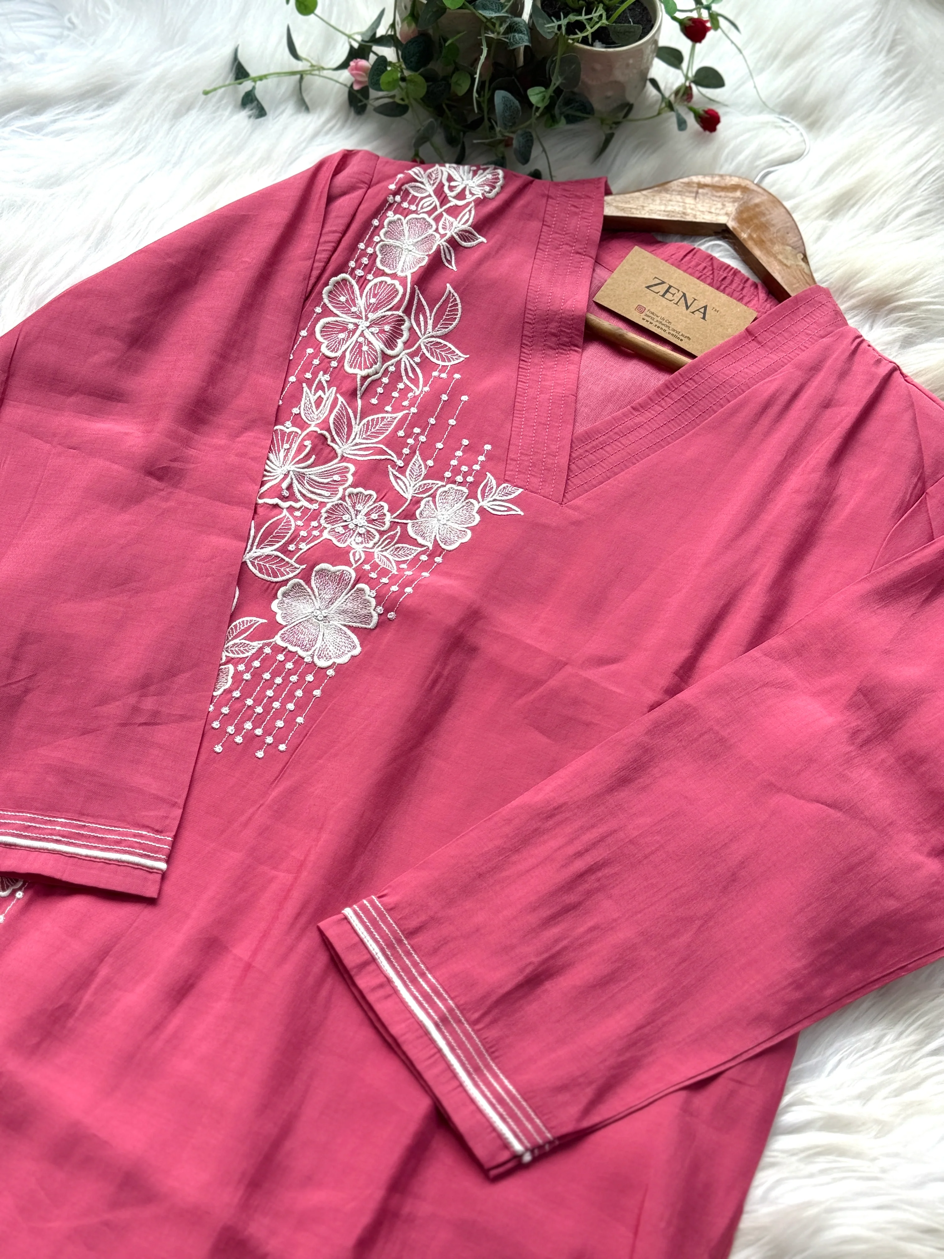 ✨ Modal Mul Chanderi Embroidered Kurti Set ✨ - Image 4