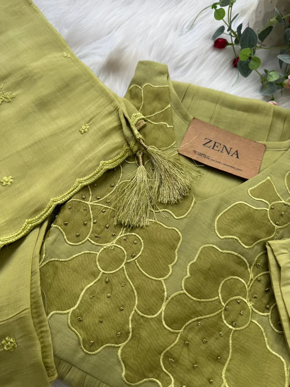 ✨ Mul Chanderi Appliqué Work Kurti Set ✨ - Image 3