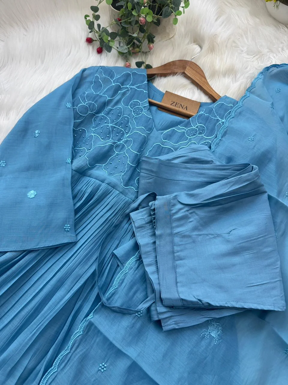 ✨ Mul Chanderi Appliqué Work Kurti Set ✨ - Image 6