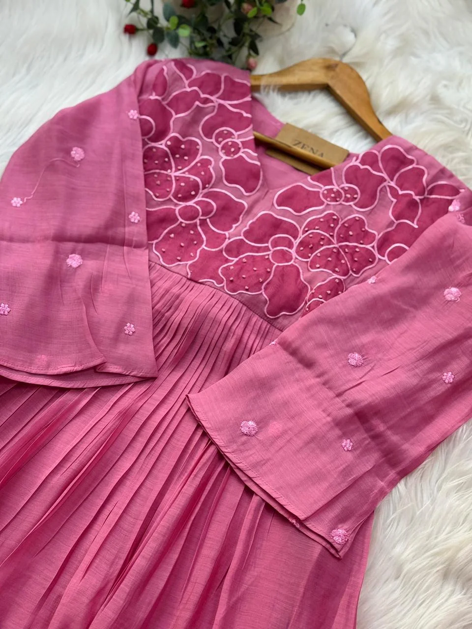 ✨ Mul Chanderi Appliqué Work Kurti Set ✨ - Image 3