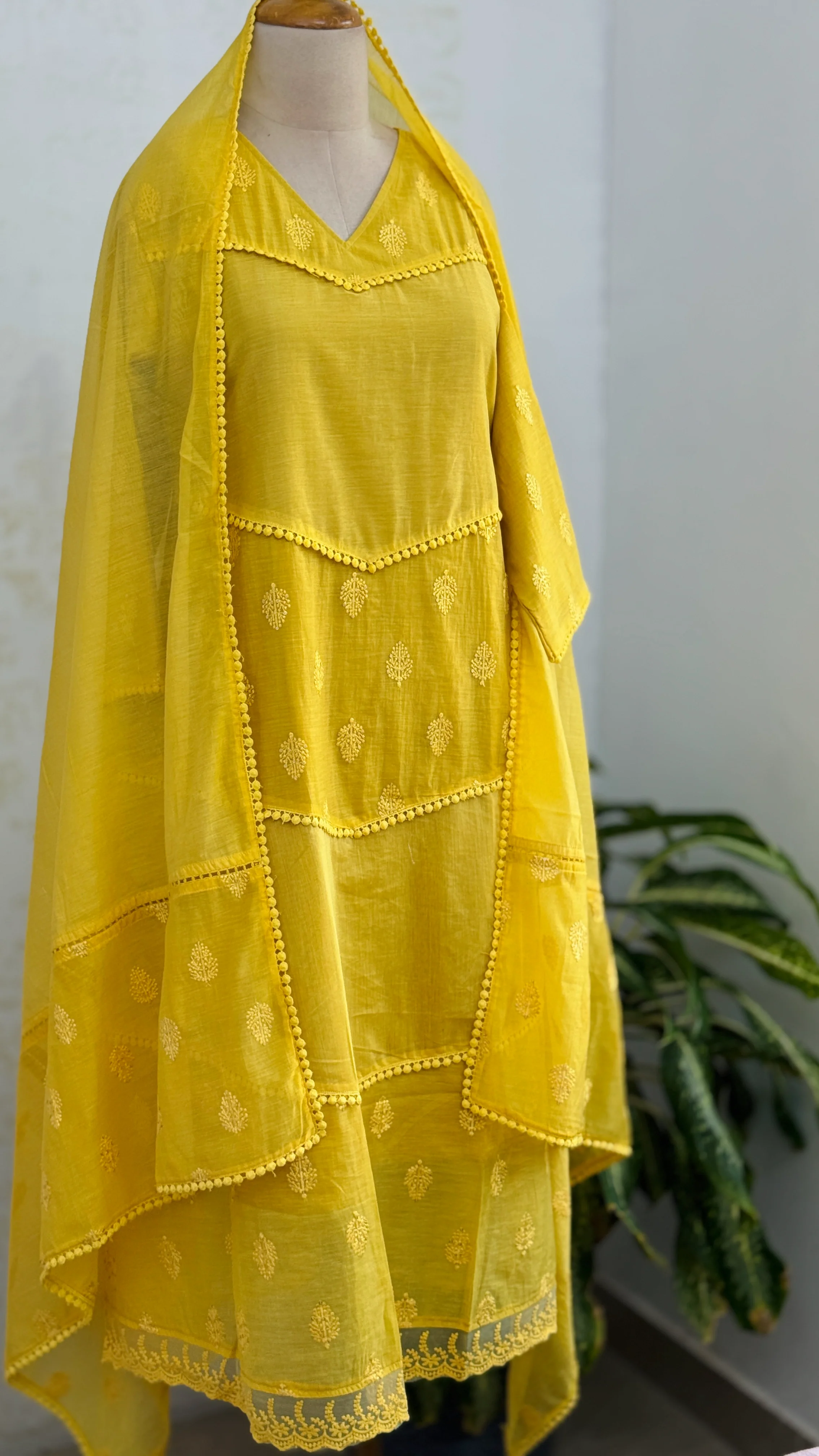 β¨ Mul Chanderi Embroidered Anarkali Set β¨ - Image 2