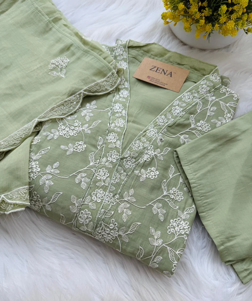 ✨ Mul Chanderi Embroidered Kurti Set ✨