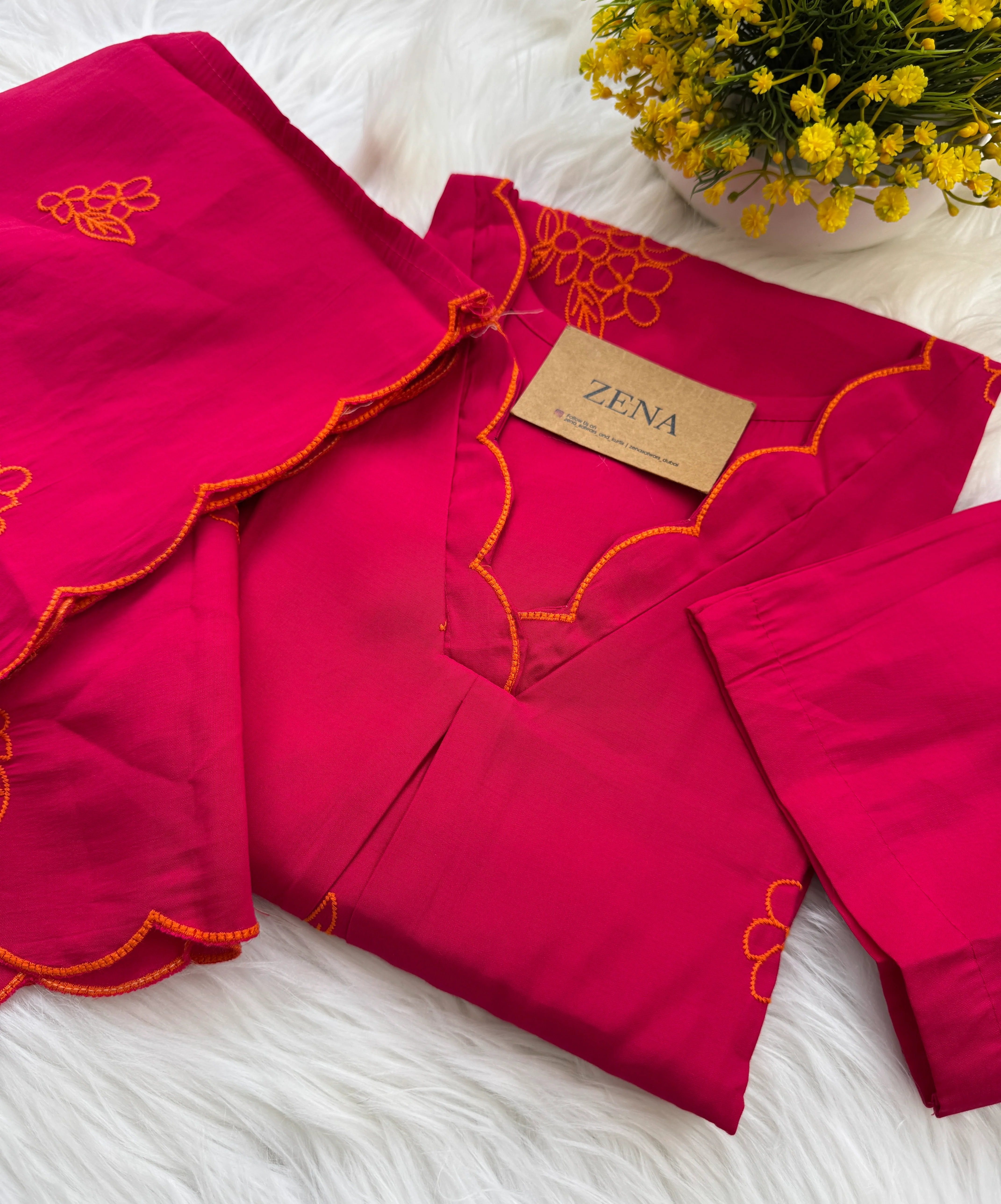 ✨ Mul Chanderi Embroidered Kurti Set ✨