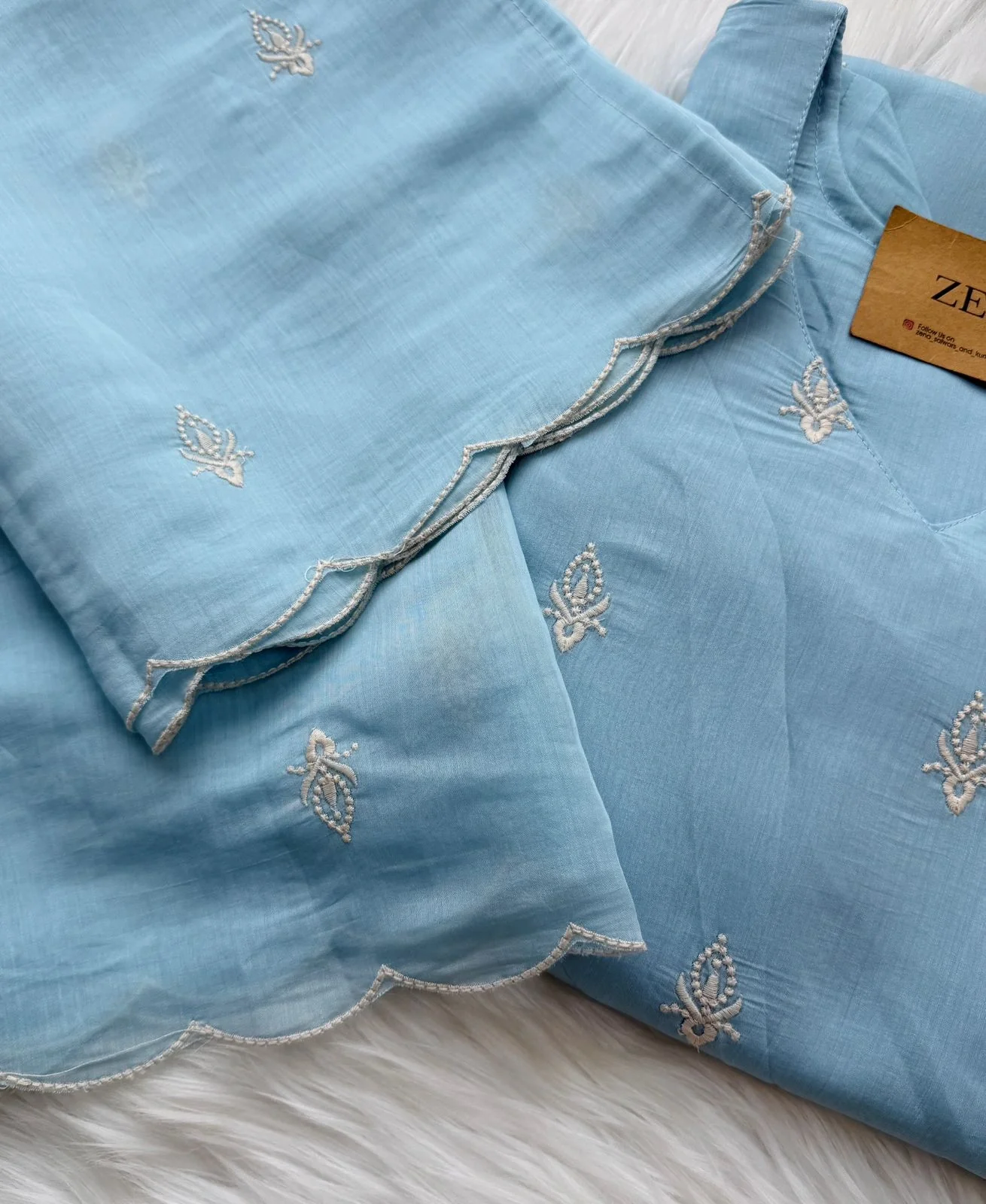 ✨ Mul Chanderi Embroidered Kurti Set ✨ - Image 3