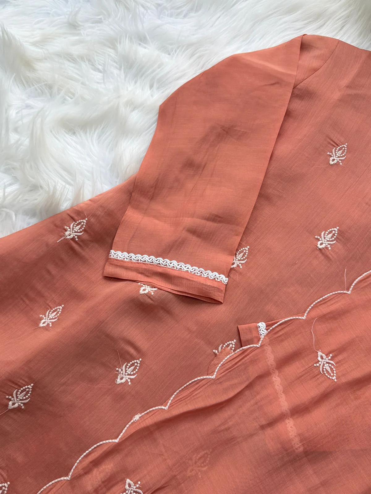 ✨ Mul Chanderi Embroidered Kurti Set ✨ - Image 3