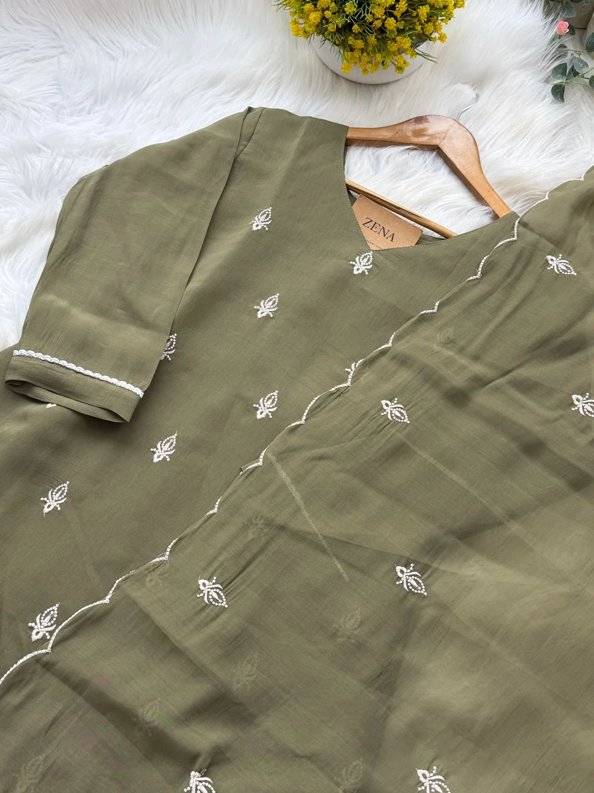 ✨ Mul Chanderi Embroidered Kurti Set ✨ - Image 3