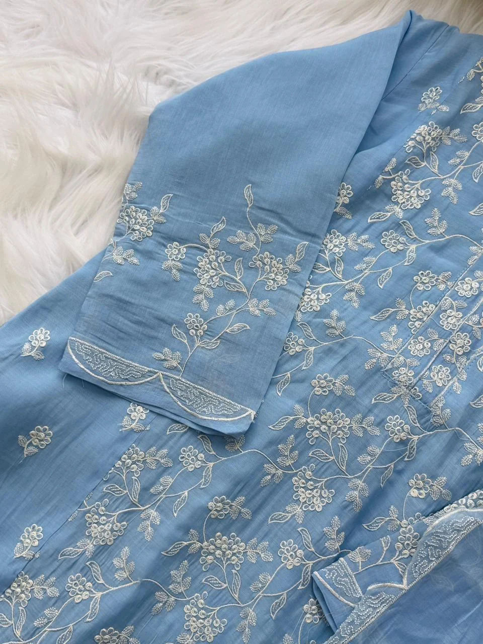 ✨ Mul Chanderi Embroidered Kurti Set ✨ - Image 6