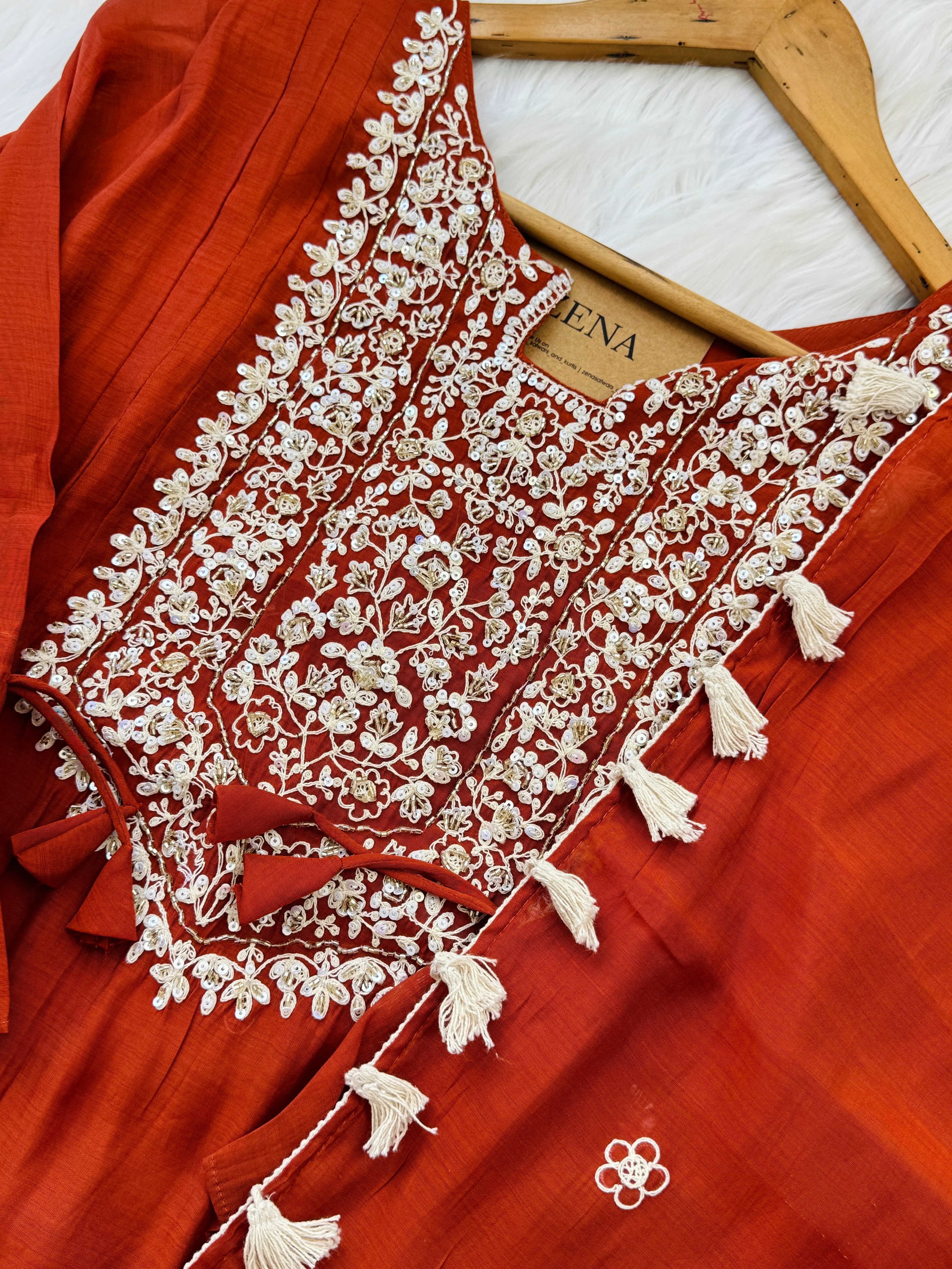 ✨ Mul Chanderi Embroidered Party Wear Kurti Set ✨ - Image 5
