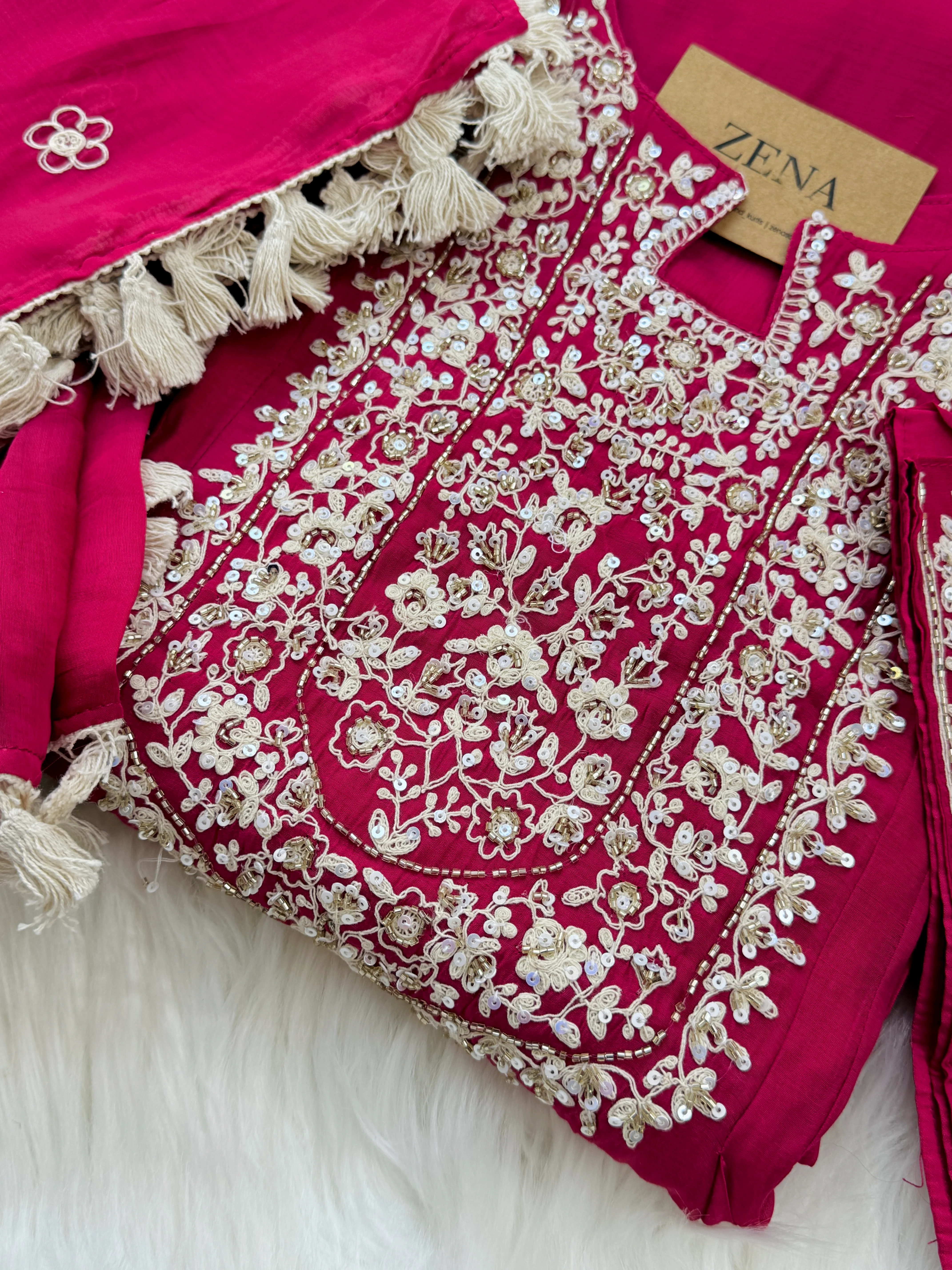 ✨ Mul Chanderi Embroidered Party Wear Kurti Set ✨ - Image 4