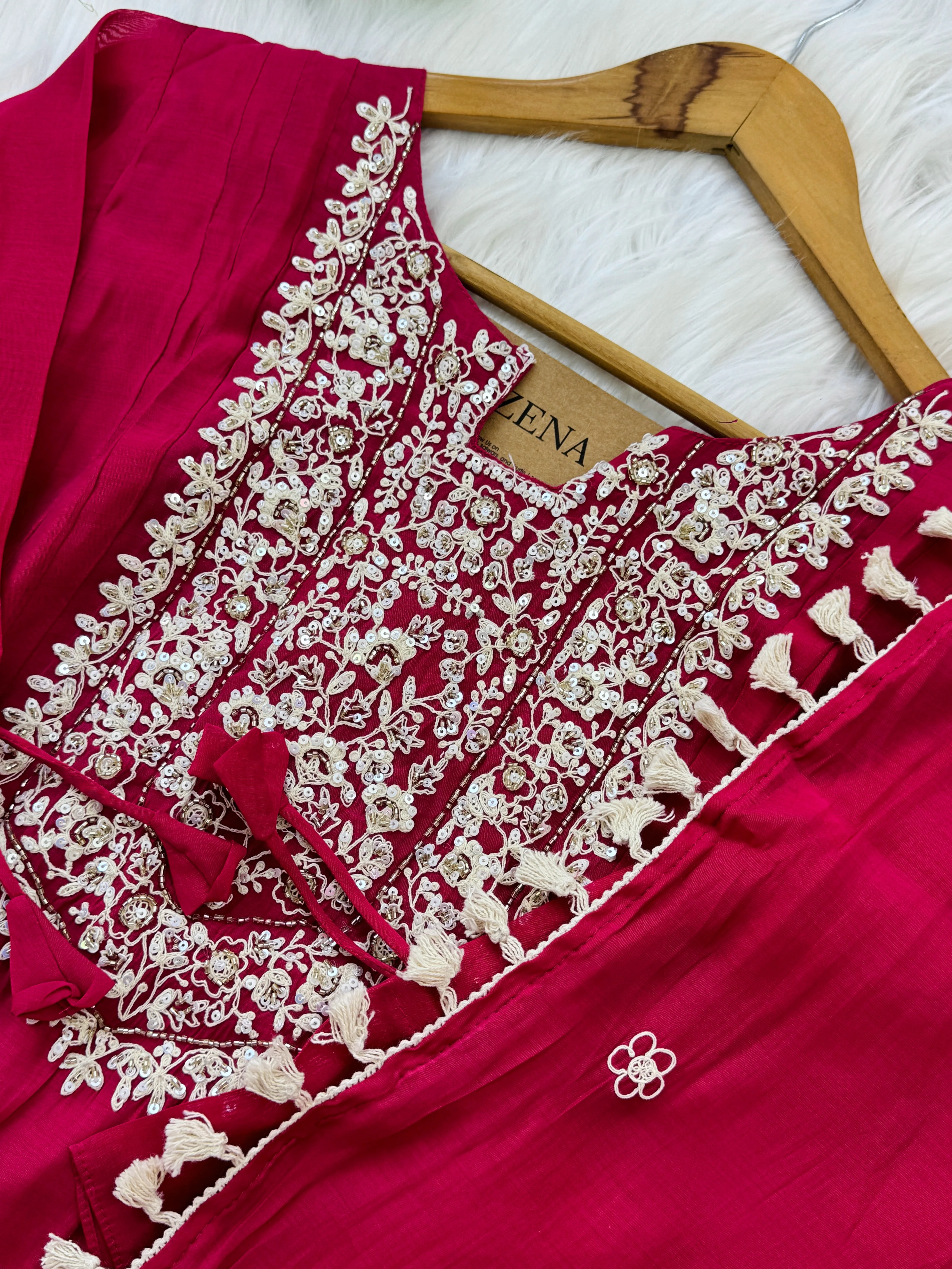 ✨ Mul Chanderi Embroidered Party Wear Kurti Set ✨ - Image 6
