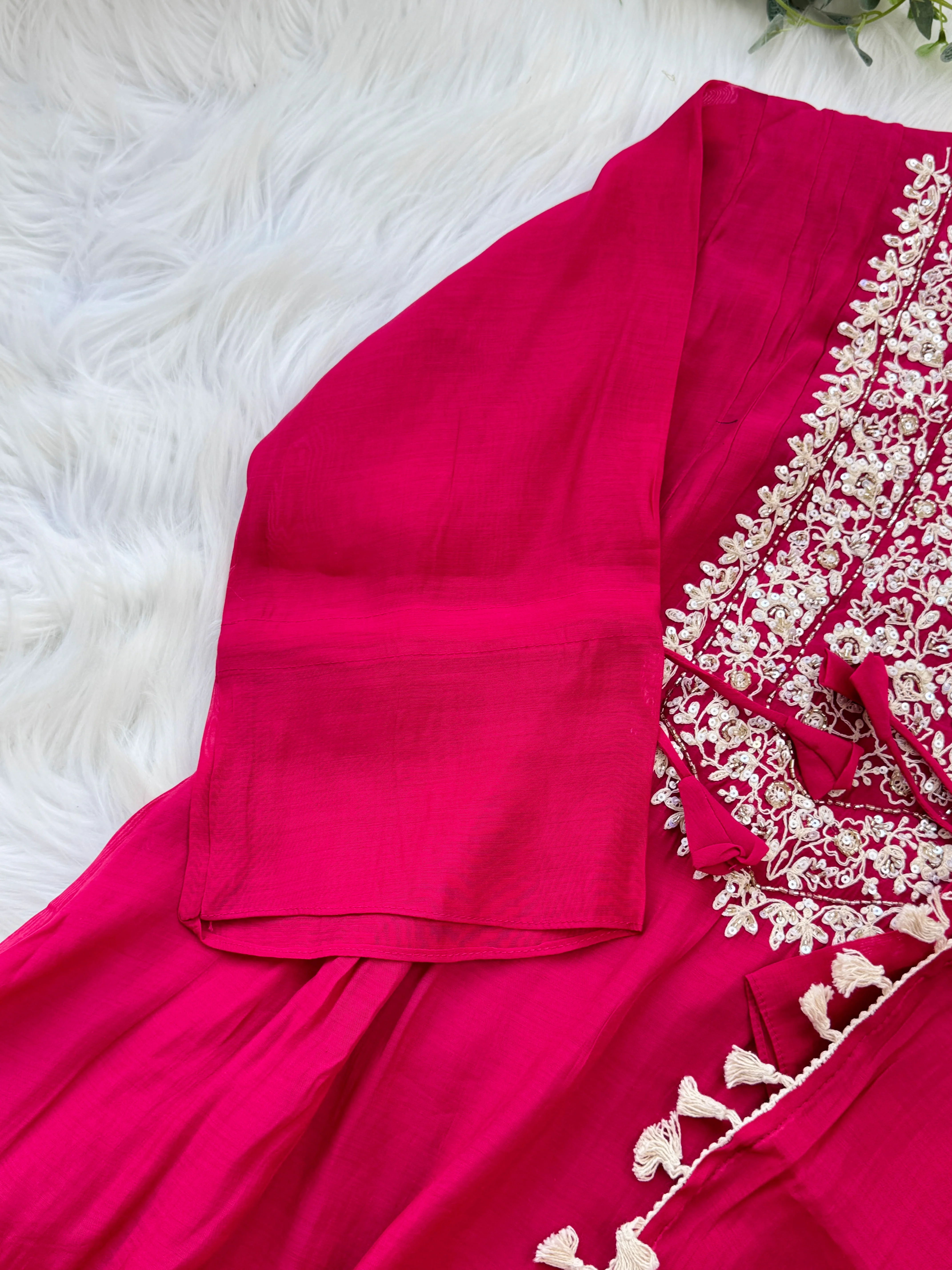 ✨ Mul Chanderi Embroidered Party Wear Kurti Set ✨ - Image 7