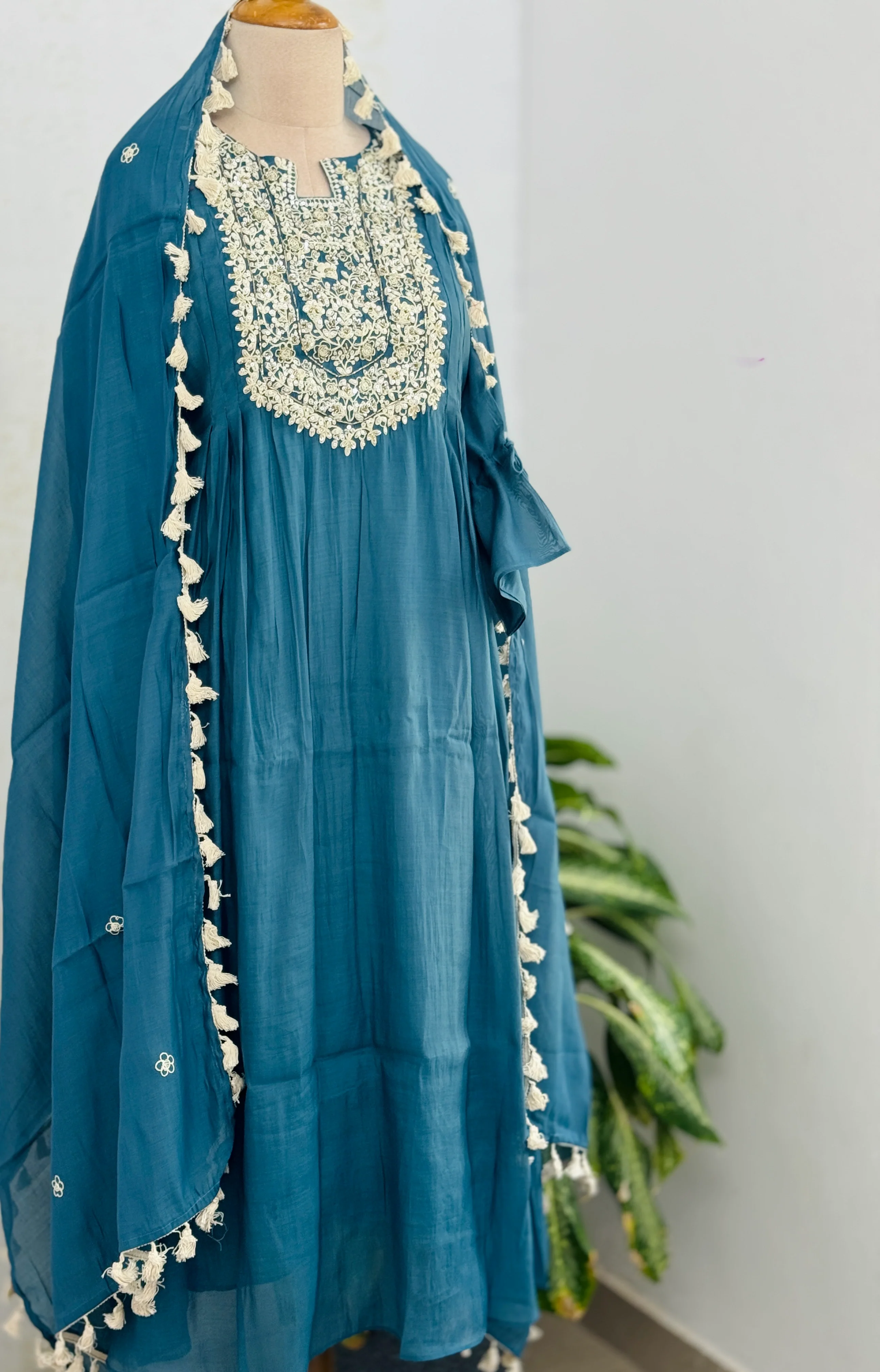 ✨ Mul Chanderi Embroidered Party Wear Kurti Set ✨ - Image 2