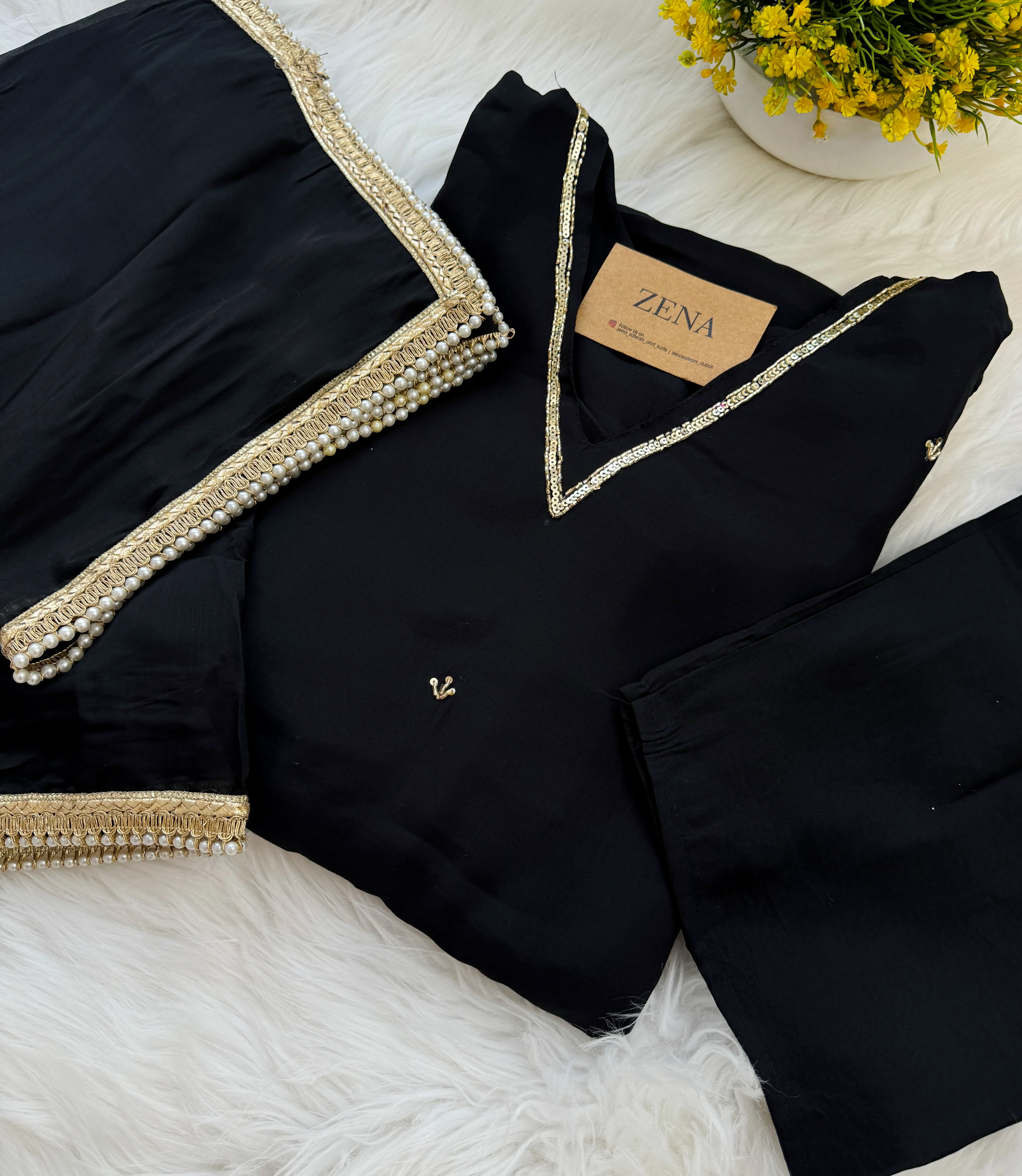 β¨ Mul Chanderi Hand Detailed Anarkali Set β¨