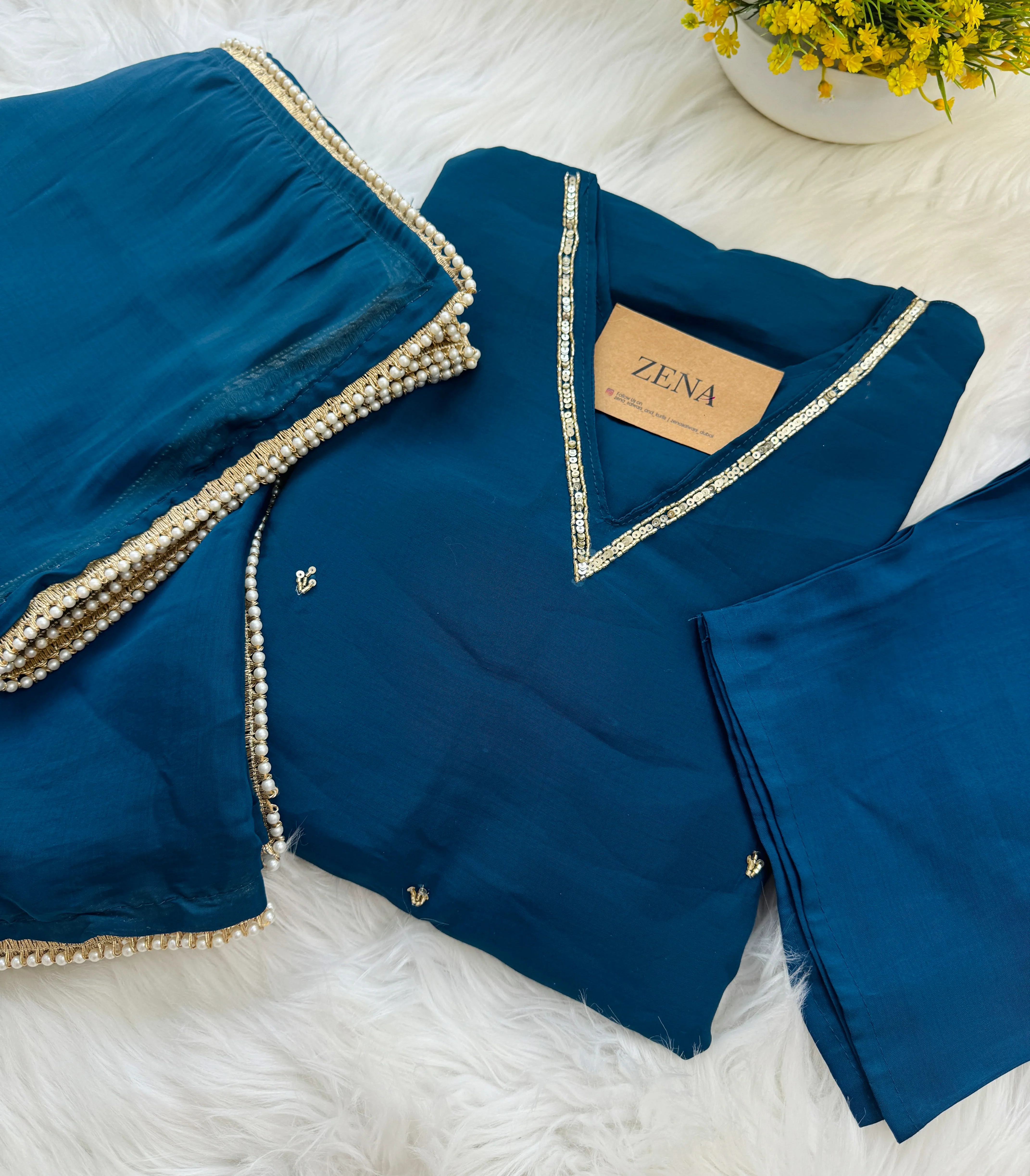 β¨ Mul Chanderi Hand Detailed Anarkali Set β¨