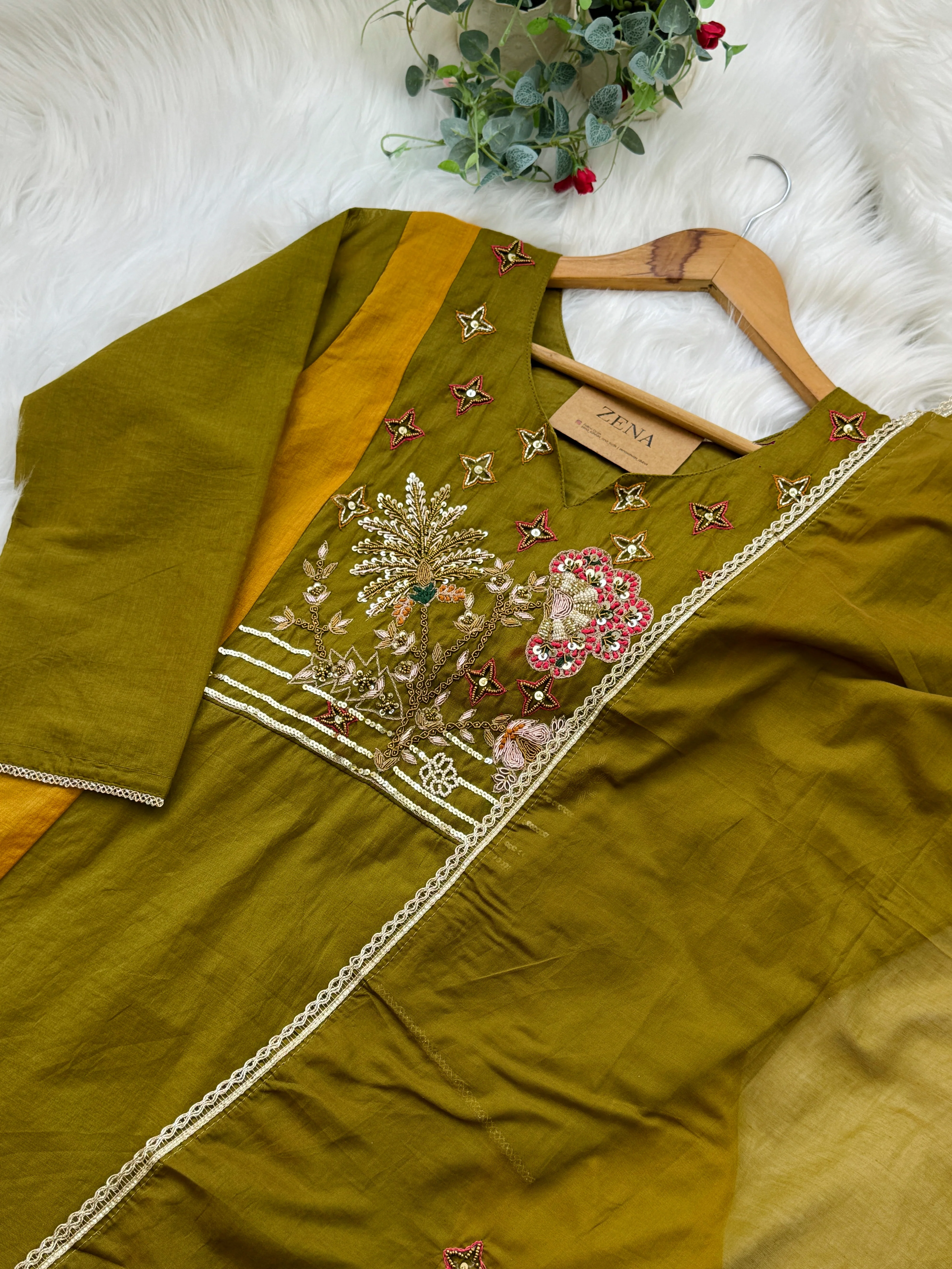 ✨ Mul Chanderi Handwork Party Wear Suit ✨ - Image 3