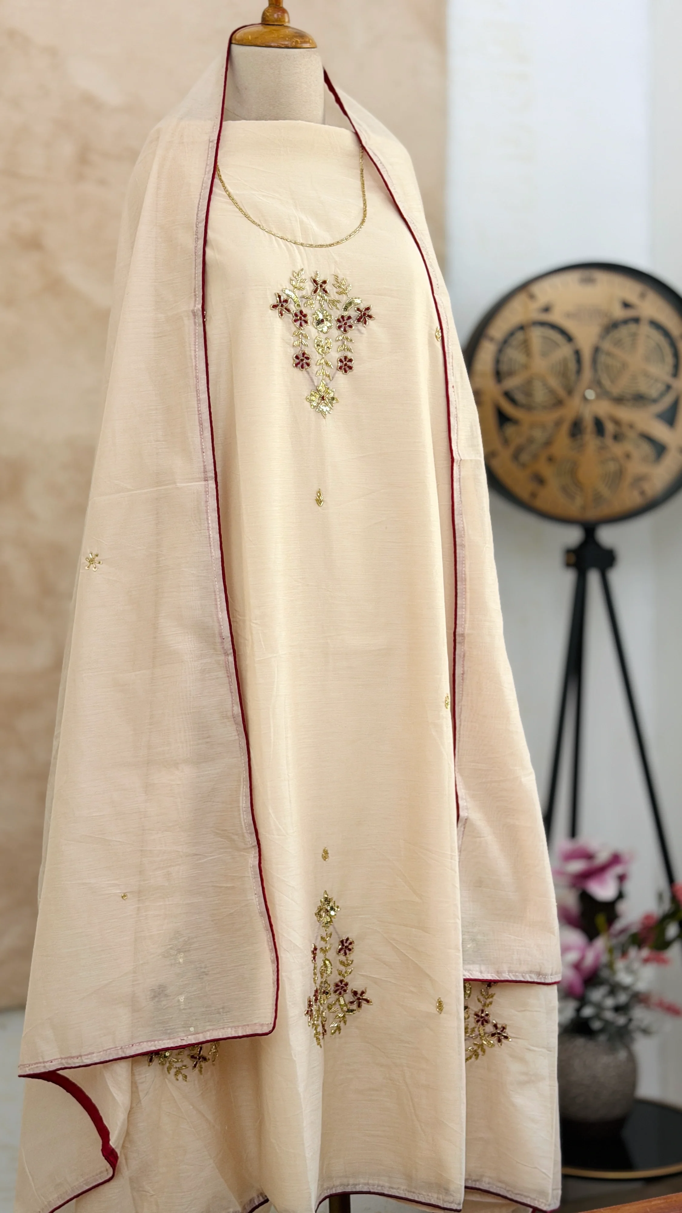 ✨ Mul Chanderi Handwork Unstitched Suit ✨ - Image 2